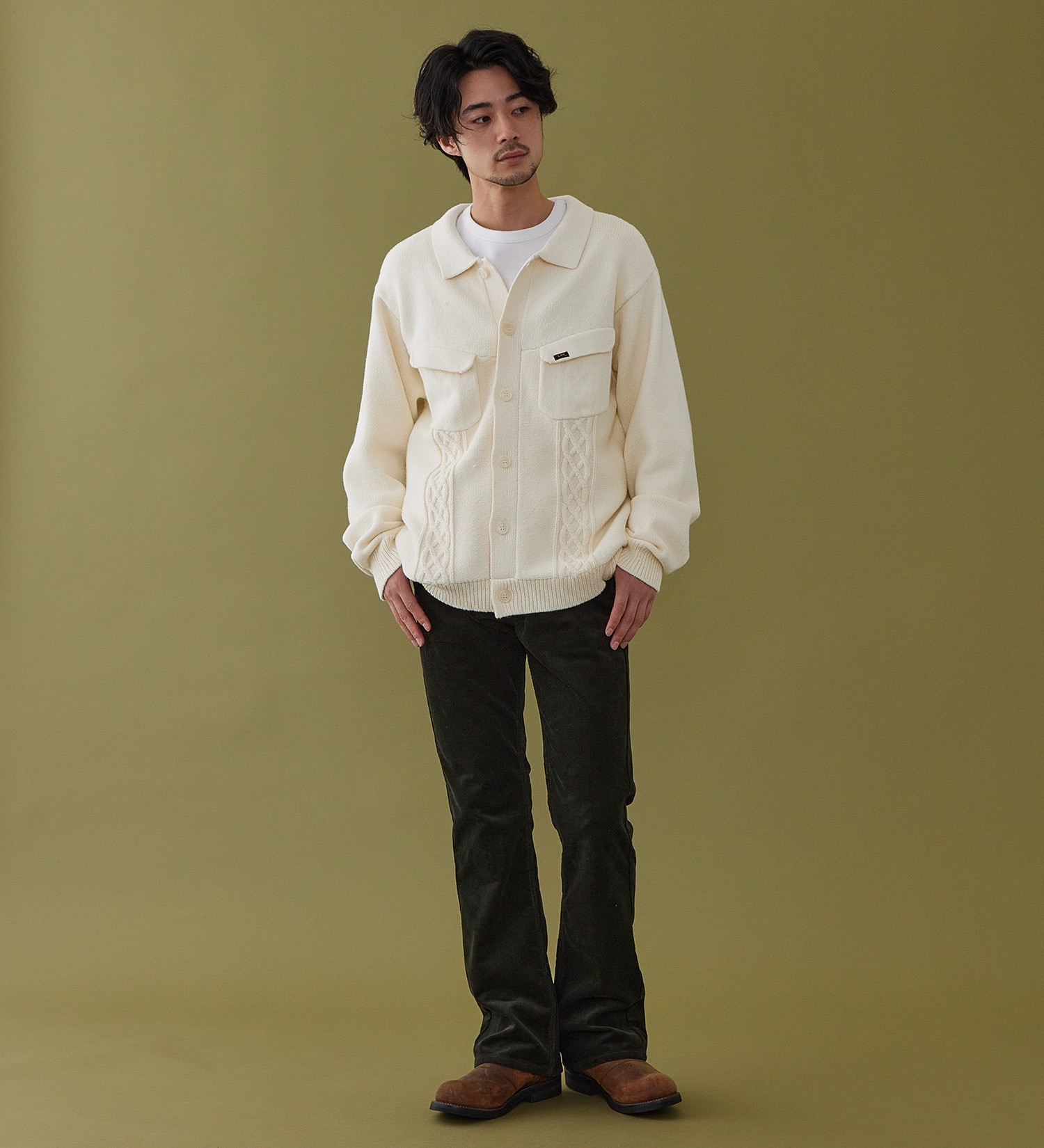 Lee(リー)の【予約P】AMERICAN STANDARD 102 ブーツカット コーデュロイ【暖】|パンツ/パンツ/メンズ|オリーブ