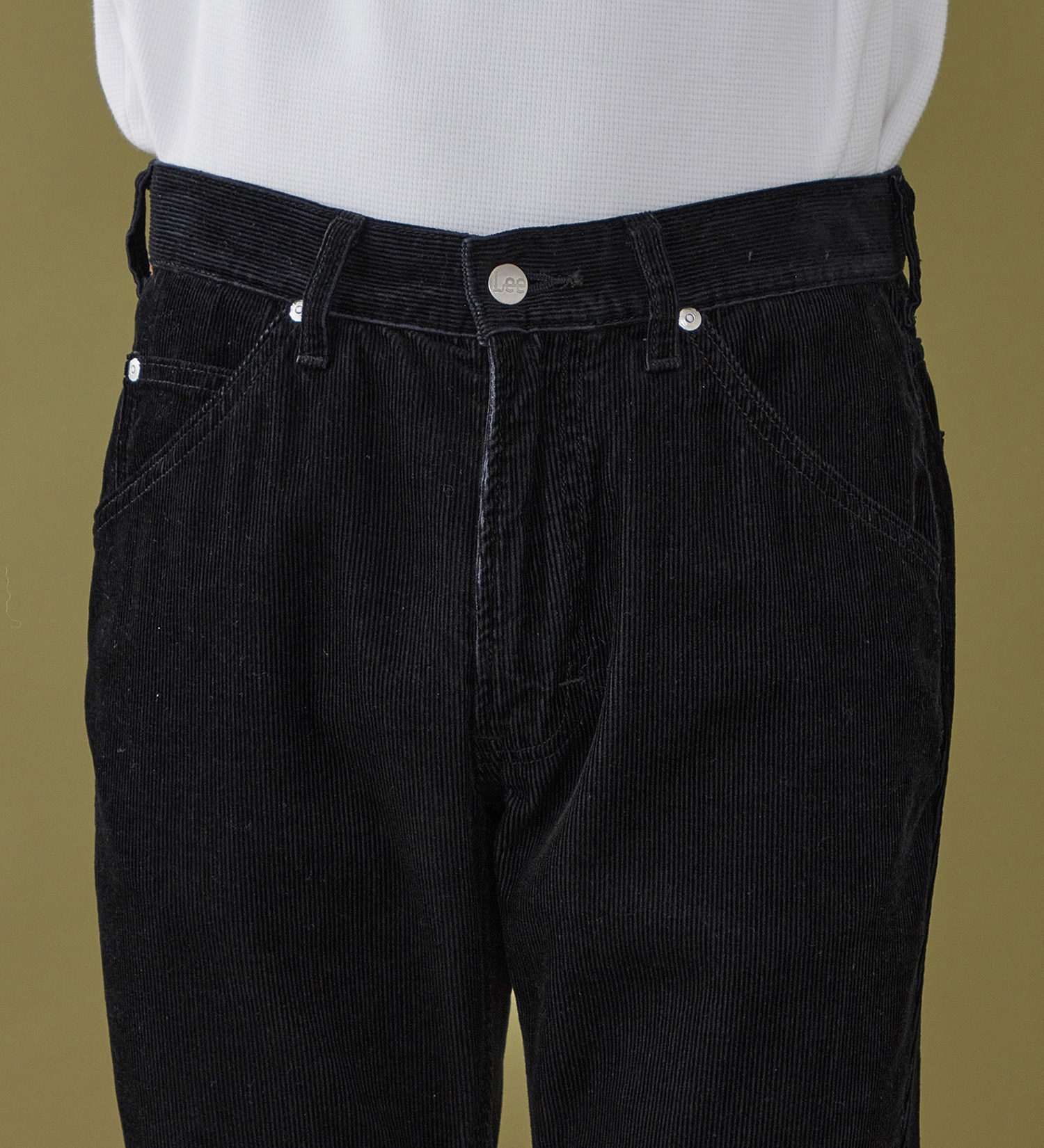 Lee(リー)の【予約P】AMERICAN STANDARD 102 ブーツカット コーデュロイ【暖】|パンツ/パンツ/メンズ|ブラック