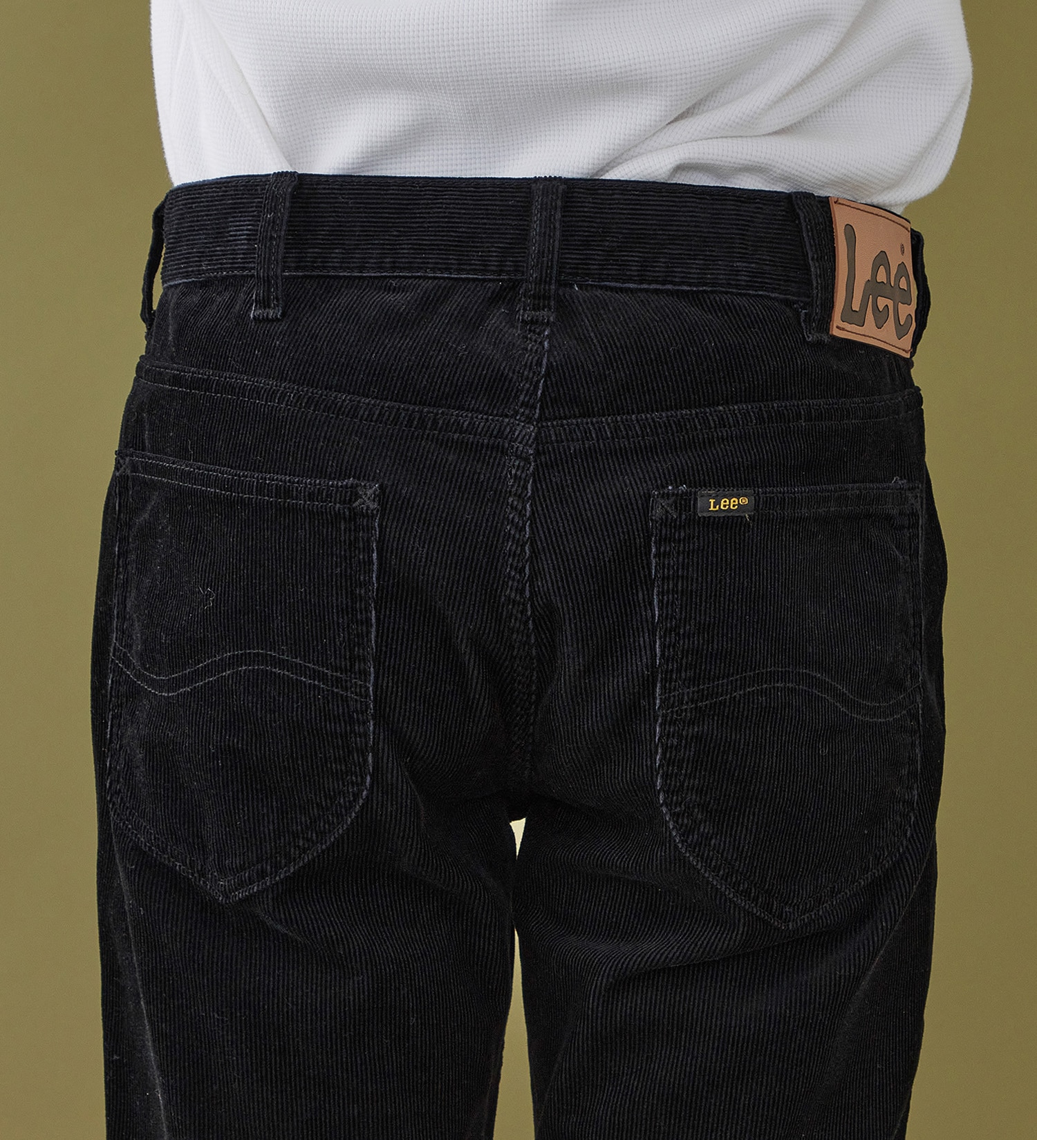 Lee(リー)の【予約P】AMERICAN STANDARD 102 ブーツカット コーデュロイ【暖】|パンツ/パンツ/メンズ|ブラック