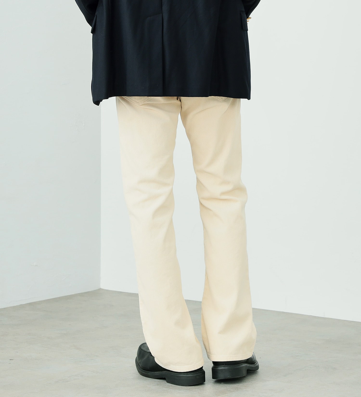 Lee(リー)の【BLACKFRIDAY】AMERICAN STANDARD 102ブーツカット コーデュロイ|パンツ/パンツ/メンズ|アイボリー