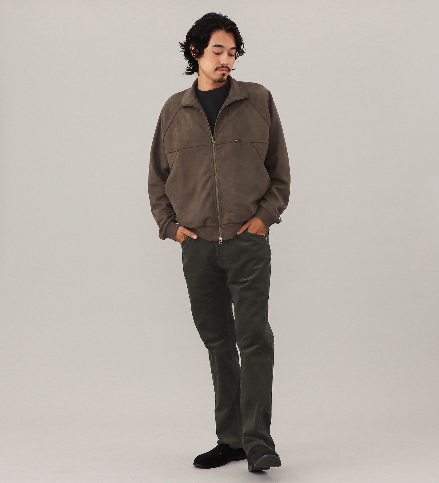 Lee(リー)の【予約P】AMERICAN STANDARD 201 ストレート コーデュロイ【暖】|パンツ/パンツ/メンズ|オリーブ