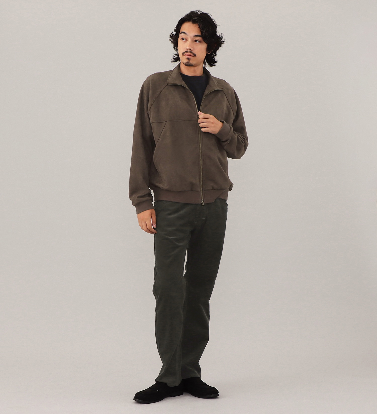 Lee(リー)の【予約P】AMERICAN STANDARD 201 ストレート コーデュロイ【暖】|パンツ/パンツ/メンズ|オリーブ