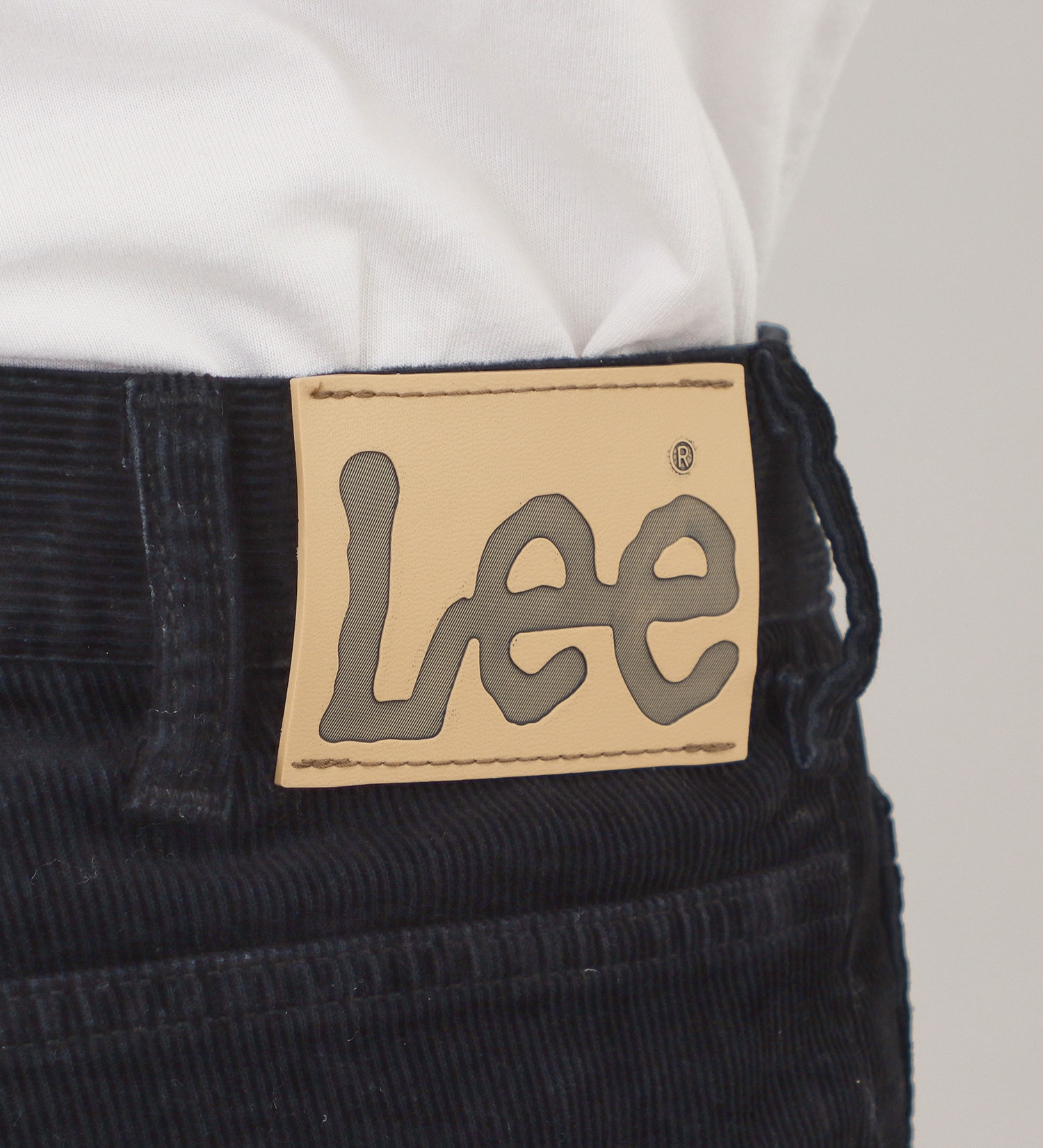 Lee(リー)の【予約P】AMERICAN STANDARD 201 ストレート コーデュロイ【暖】|パンツ/パンツ/メンズ|ブラック