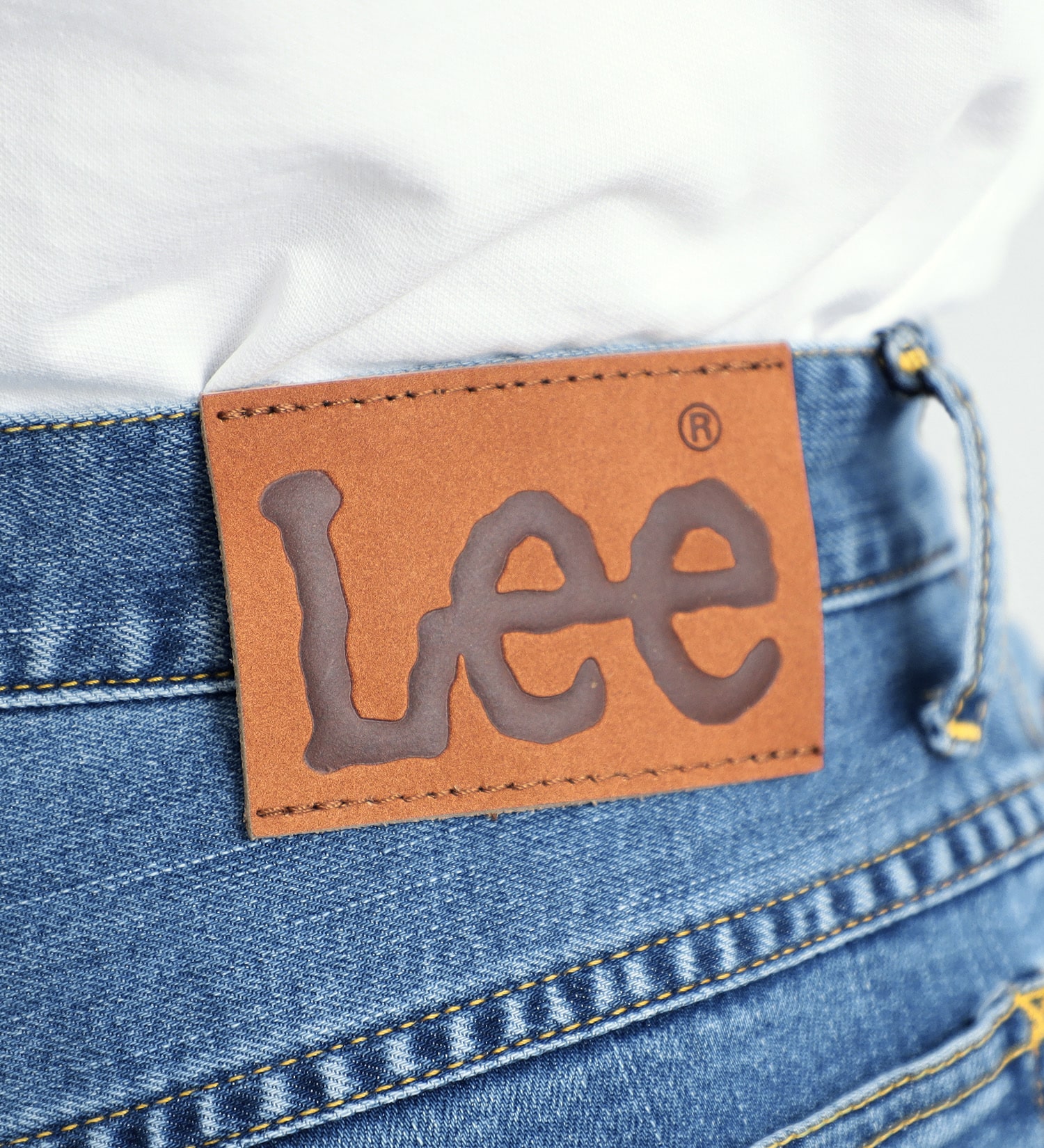 Lee(リー)の【涼・COOL】ドライタッチで涼しく快適AMERICAN STANDARD 201 ストレート|パンツ/デニムパンツ/メンズ|淡色ブルー