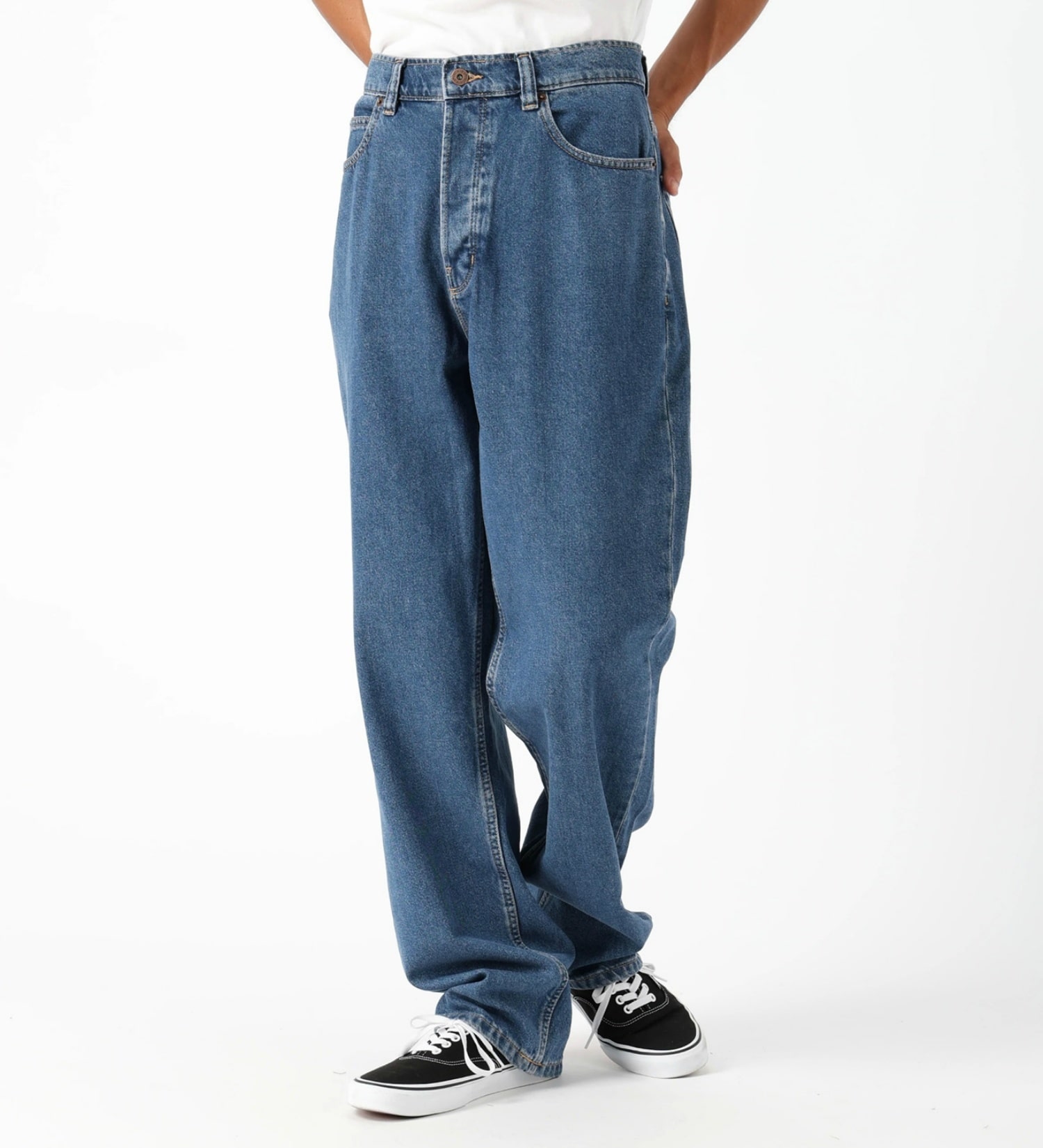 Dickies(ディッキーズ)のトーマスビル デニムパンツ ルーズフィット DUR07|パンツ/デニムパンツ/メンズ|中色ブルー