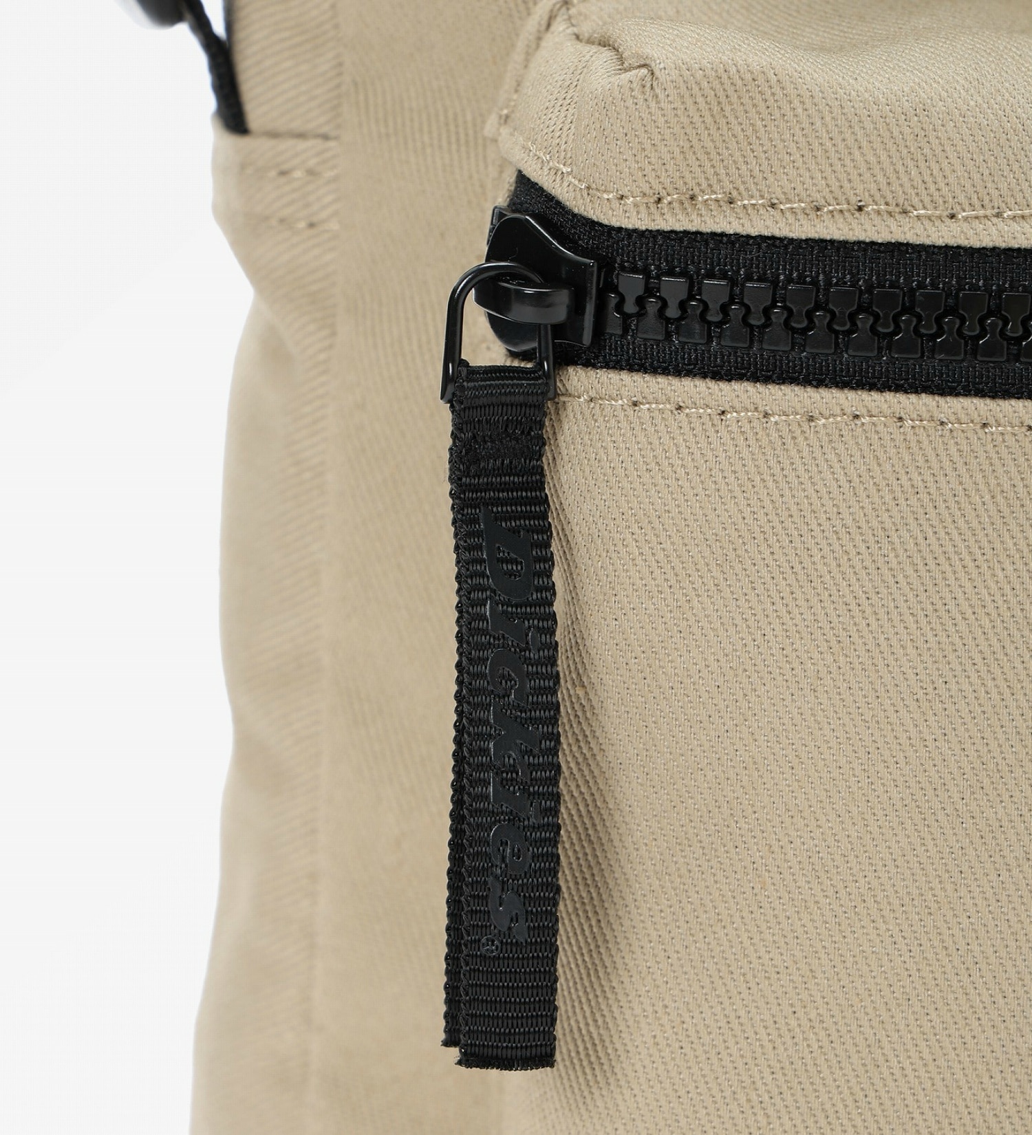 Dickies(ディッキーズ)のモローヴィル クロスボディバッグ|バッグ/ショルダーバッグ/メンズ|カーキ
