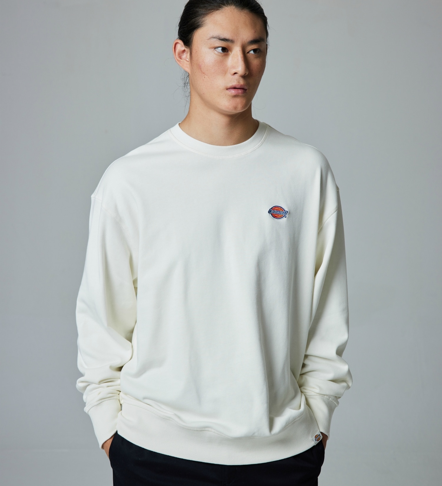 Dickies(ディッキーズ)のフレンチテリー　スモールバッジ ロゴ　クルーネック|トップス/スウェット/メンズ|アイボリー
