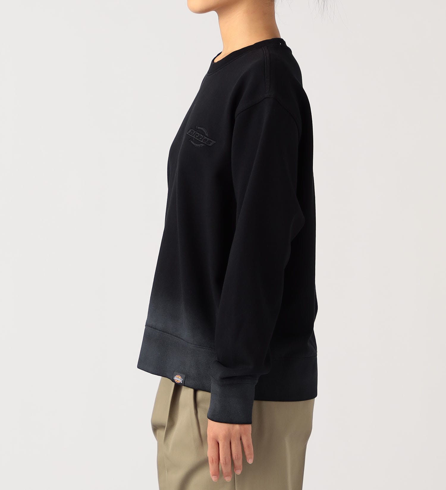 Dickies(ディッキーズ)のグラデーションクルースウェット|トップス/スウェット/レディース|ブラック