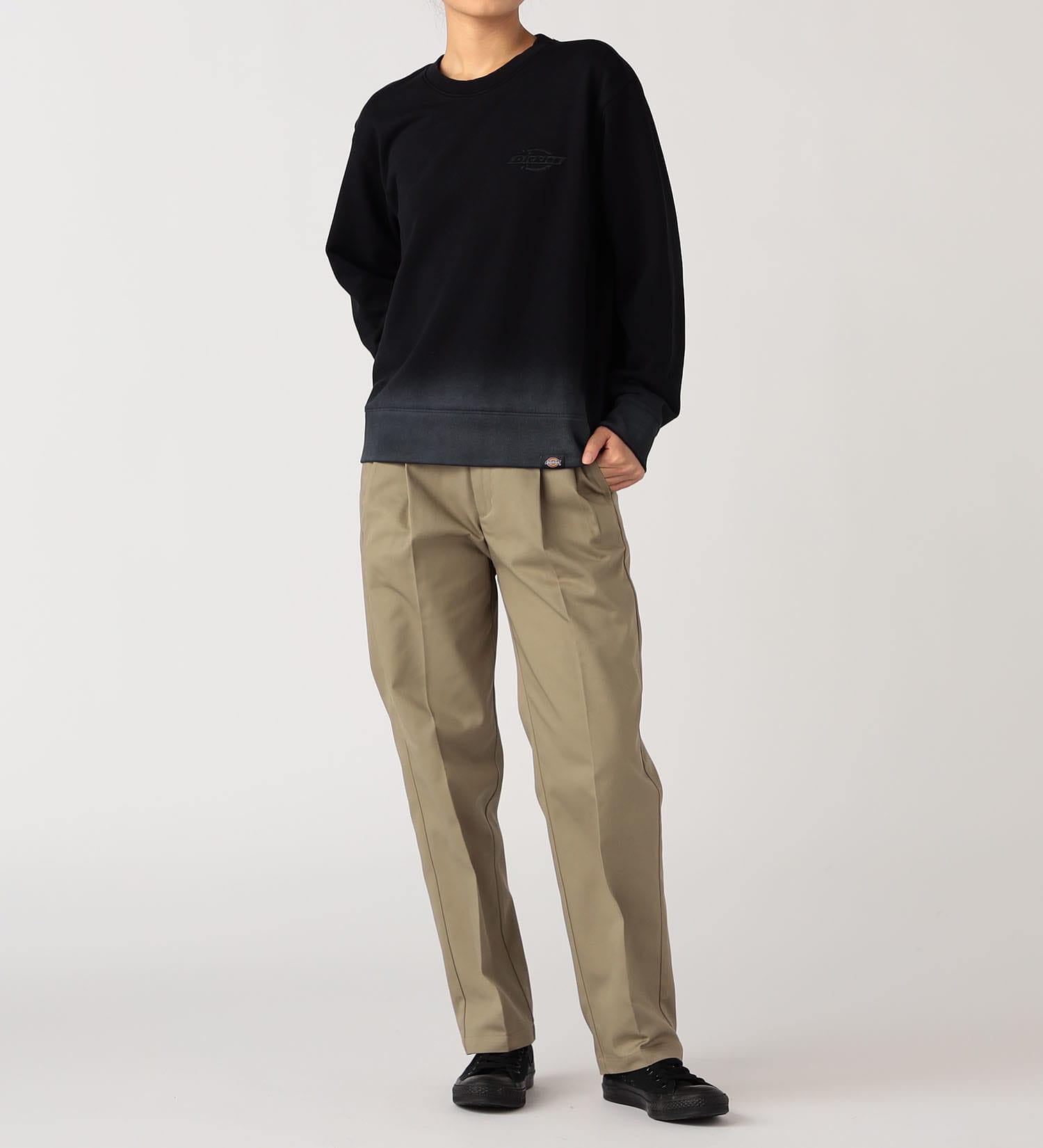 Dickies(ディッキーズ)のグラデーションクルースウェット|トップス/スウェット/レディース|ブラック