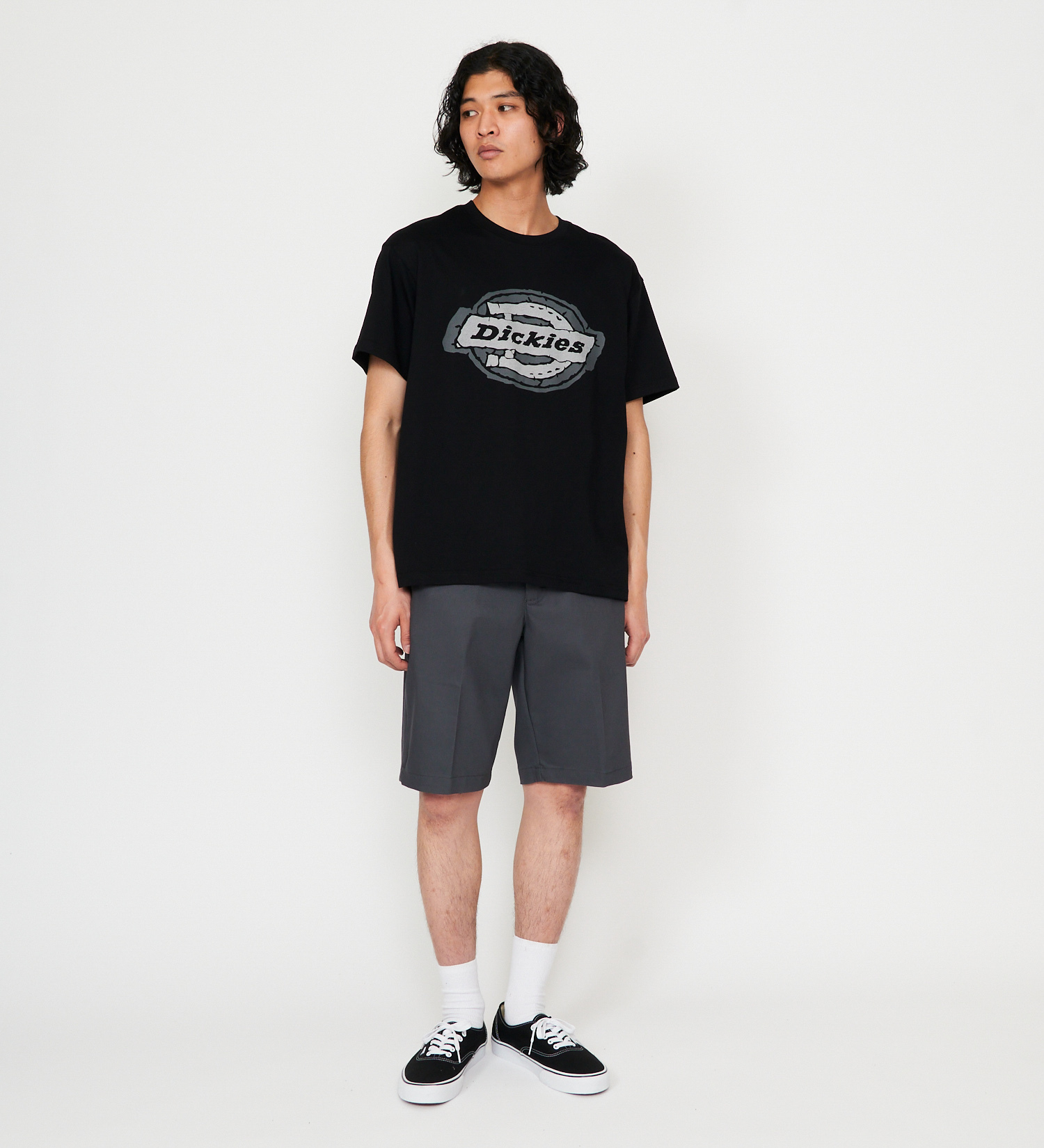 Dickies(ディッキーズ)のラフエッジ ホースシューロゴ プリントTシャツ|トップス/Tシャツ/カットソー/メンズ|ブラック