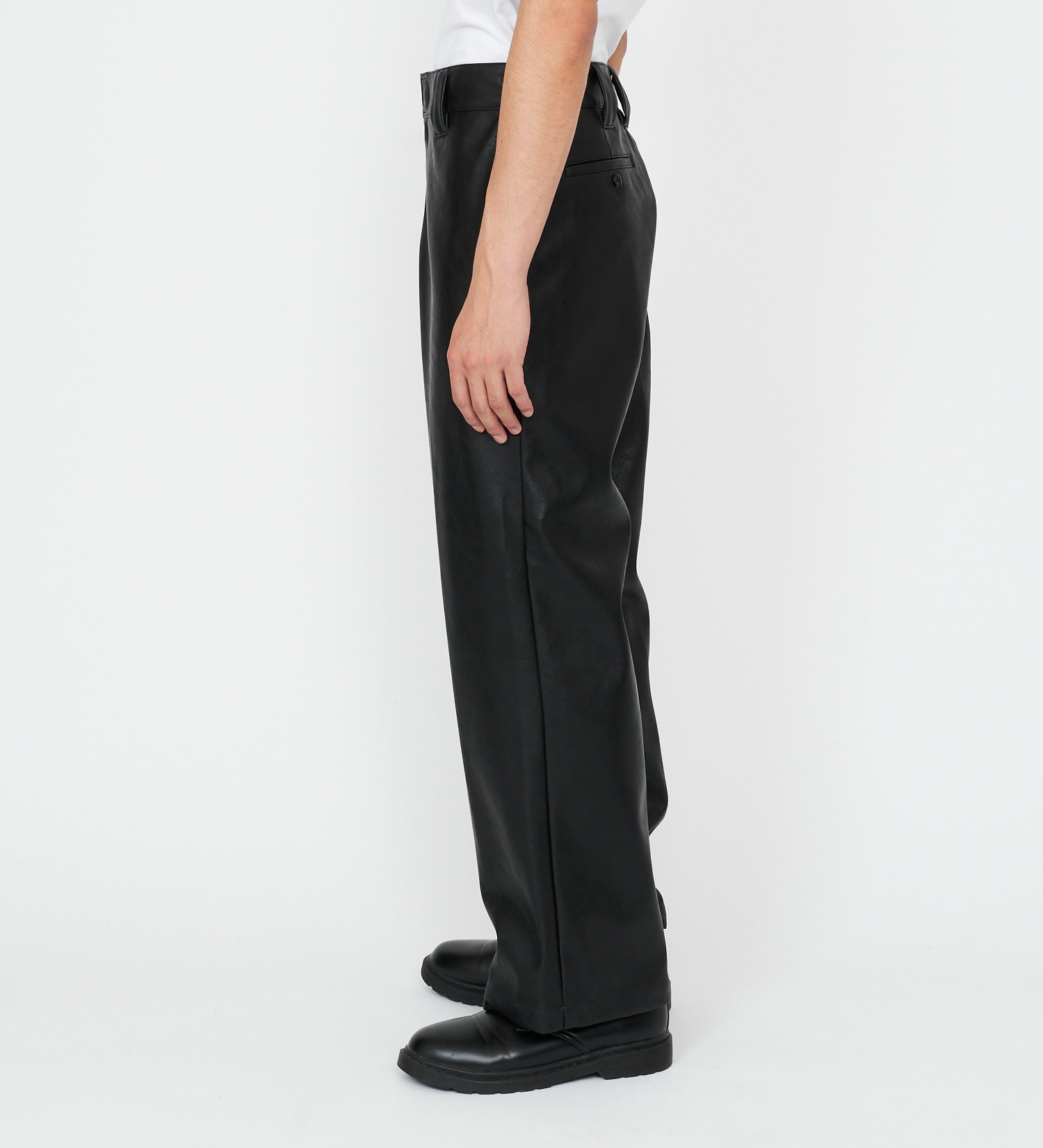 Dickies(ディッキーズ)のシンセティックレザーワークパンツ|パンツ/パンツ/メンズ|ブラック
