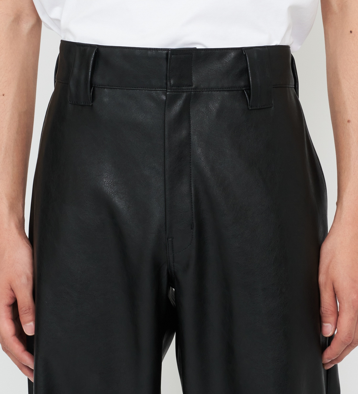 Dickies(ディッキーズ)のシンセティックレザーワークパンツ|パンツ/パンツ/メンズ|ブラック