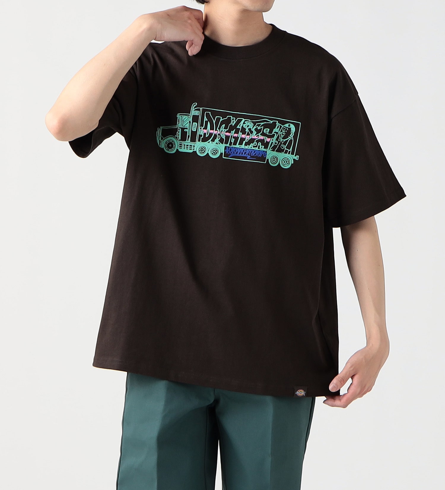 Dickies(ディッキーズ)の【SUMMER SALE】DickiesxESOW 半袖Tシャツ(track)|トップス/Tシャツ/カットソー/メンズ|ブラウン