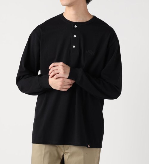 Dickies(ディッキーズ)のヘンリーネック エンブレムTシャツ|トップス/Tシャツ/カットソー/メンズ|ブラック