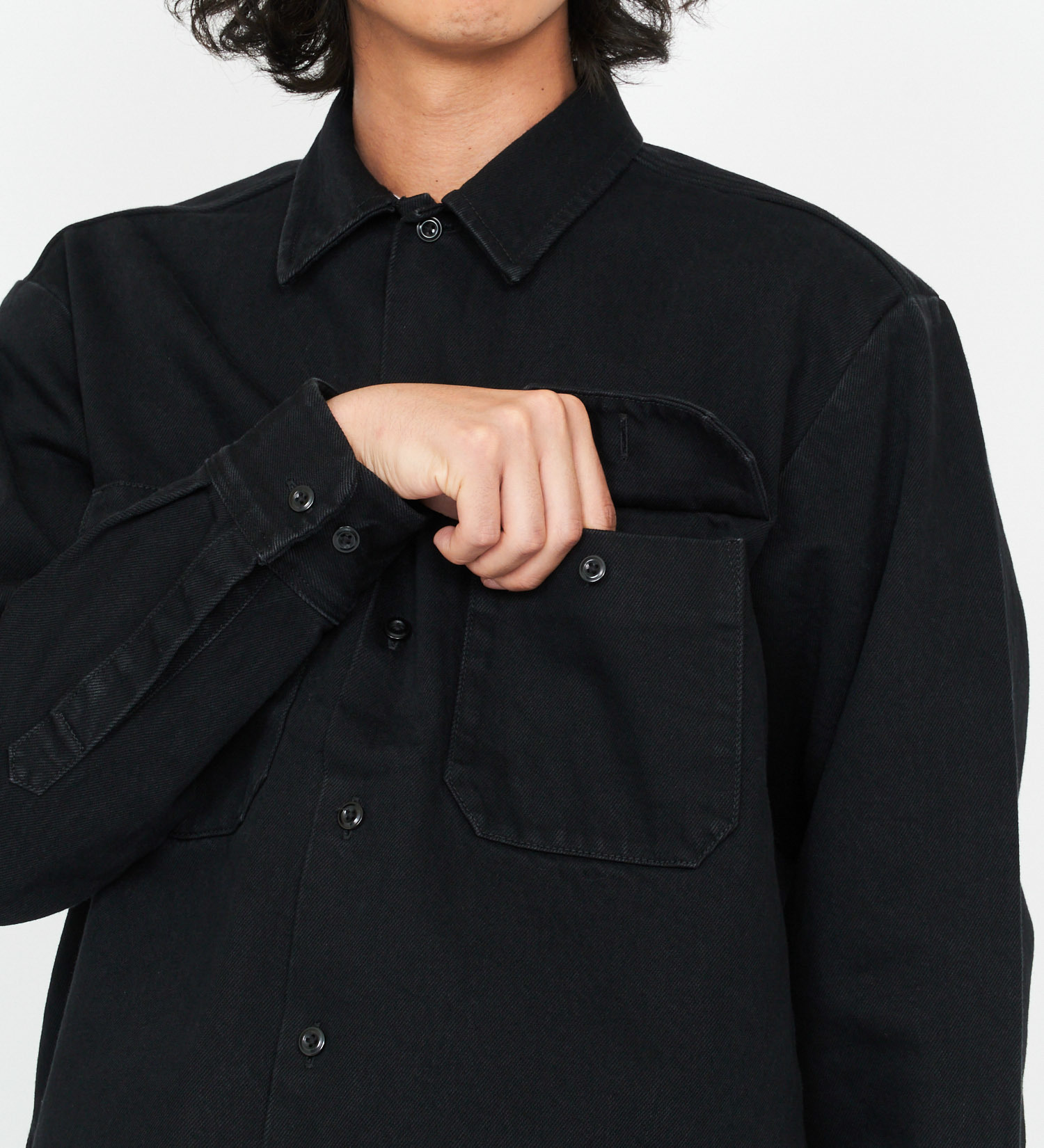 Dickies(ディッキーズ)のルーズフィット デニムワークシャツ|トップス/シャツ/ブラウス/メンズ|ブラックデニム