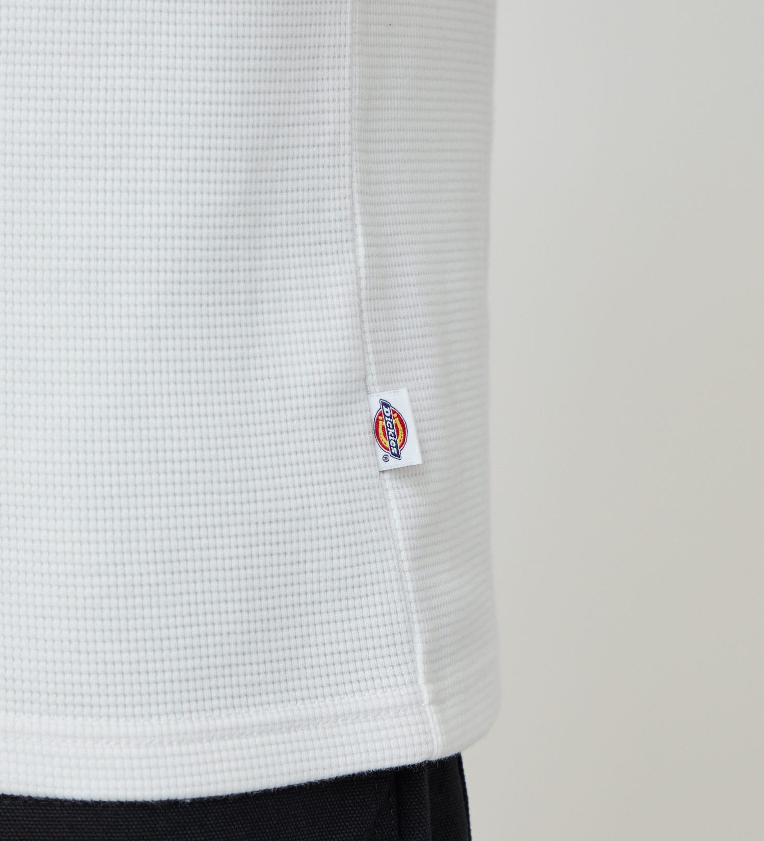Dickies(ディッキーズ)のヘンリーネックワッフル|トップス/Tシャツ/カットソー/メンズ|ホワイト