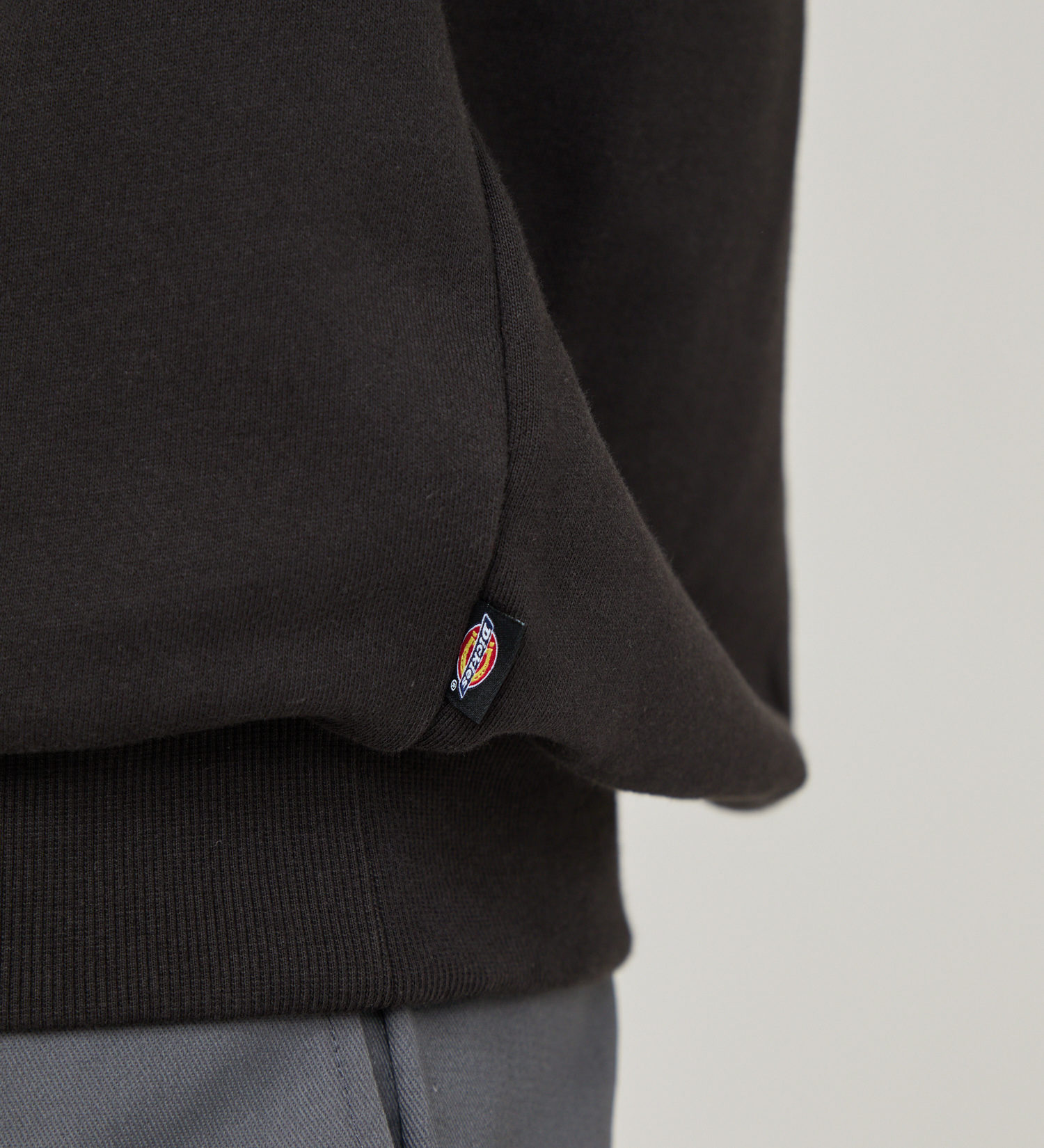 Dickies(ディッキーズ)のカレッジスウェット|トップス/スウェット/メンズ|ブラック