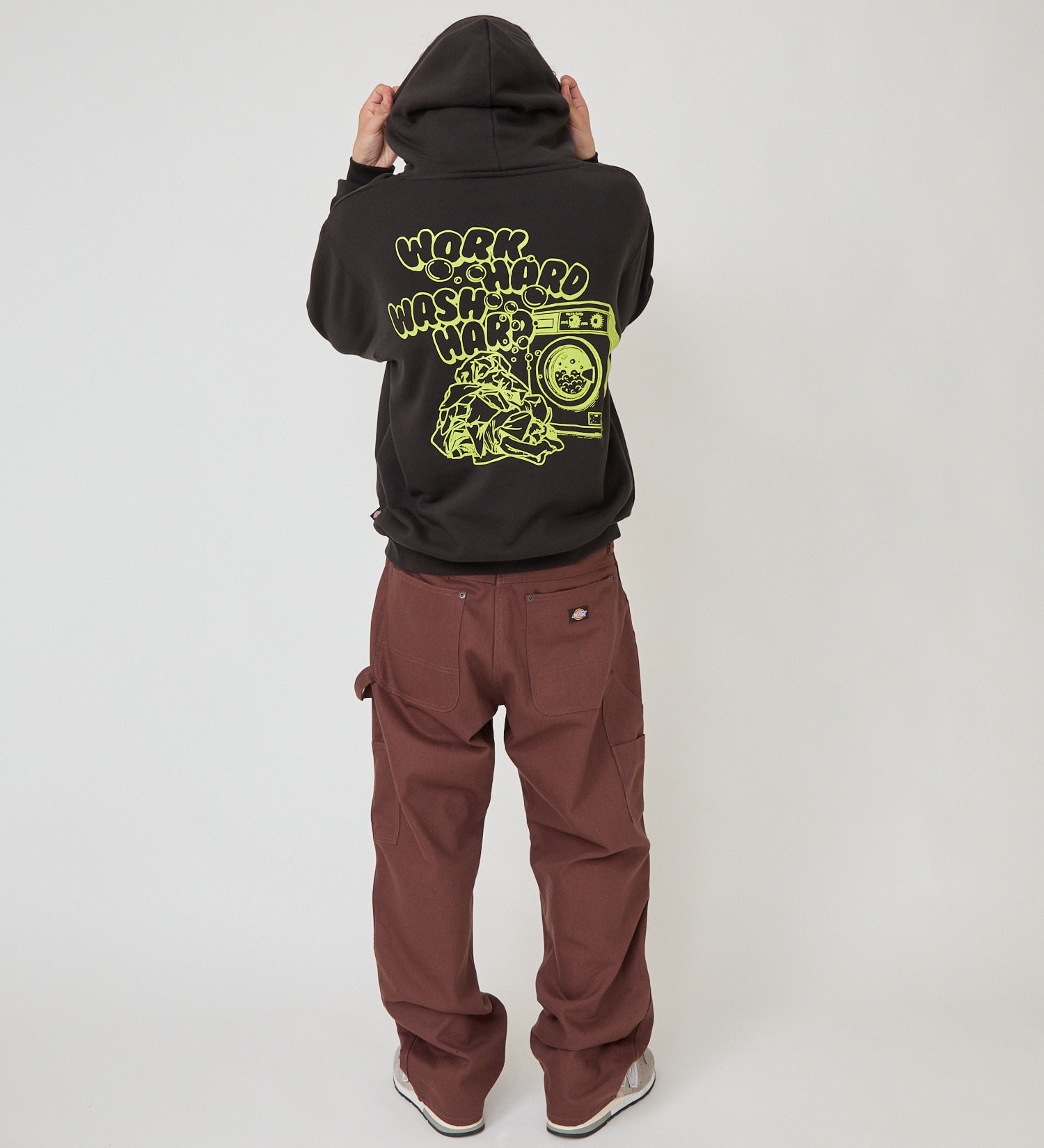 Dickies(ディッキーズ)のウォッシュプリントフーディー|トップス/パーカー/メンズ|ブラック