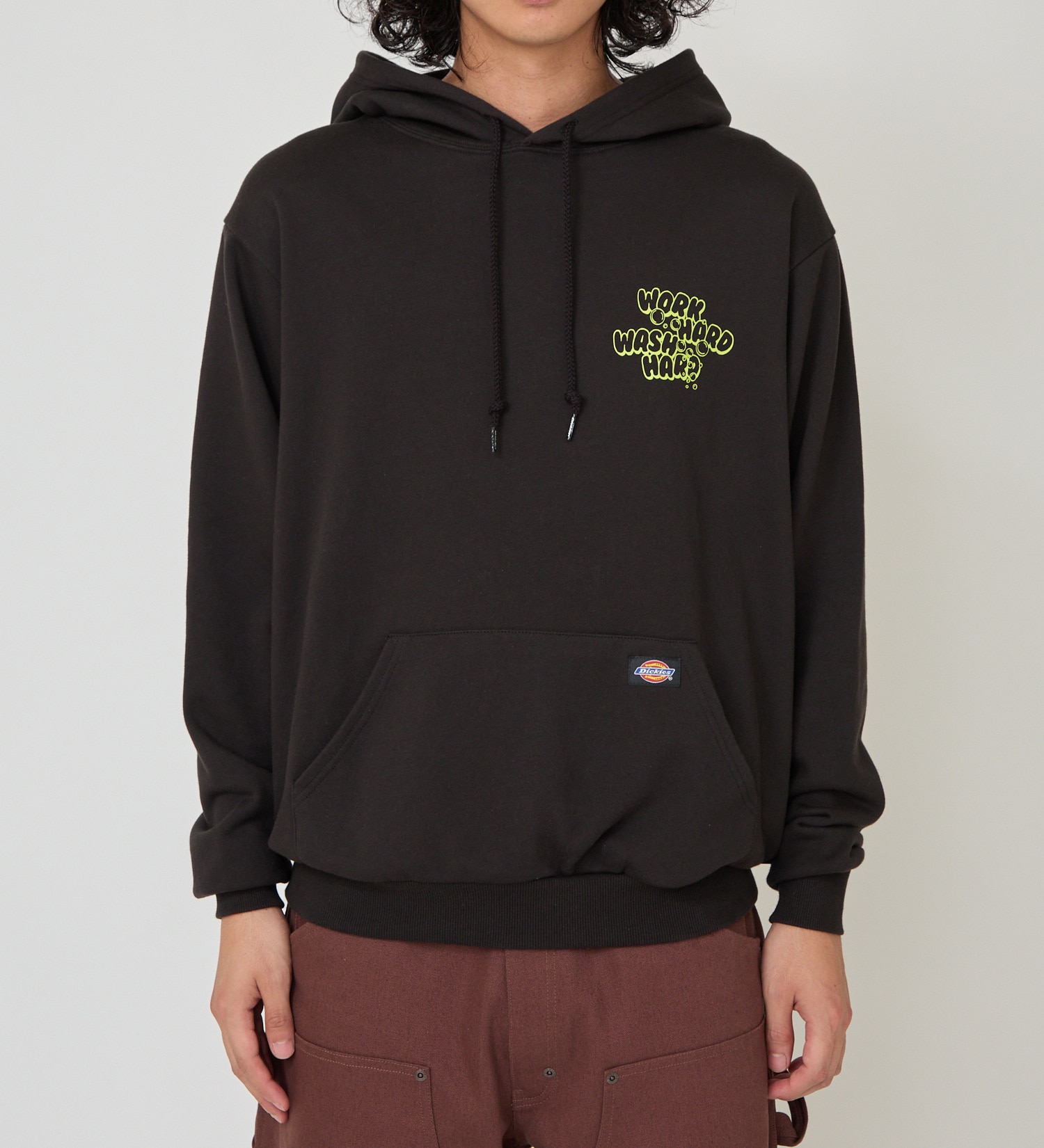 Dickies(ディッキーズ)のウォッシュプリントフーディー|トップス/パーカー/メンズ|ブラック