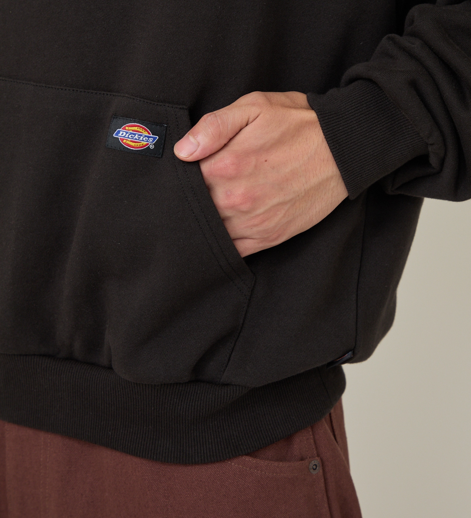 Dickies(ディッキーズ)のウォッシュプリントフーディー|トップス/パーカー/メンズ|ブラック