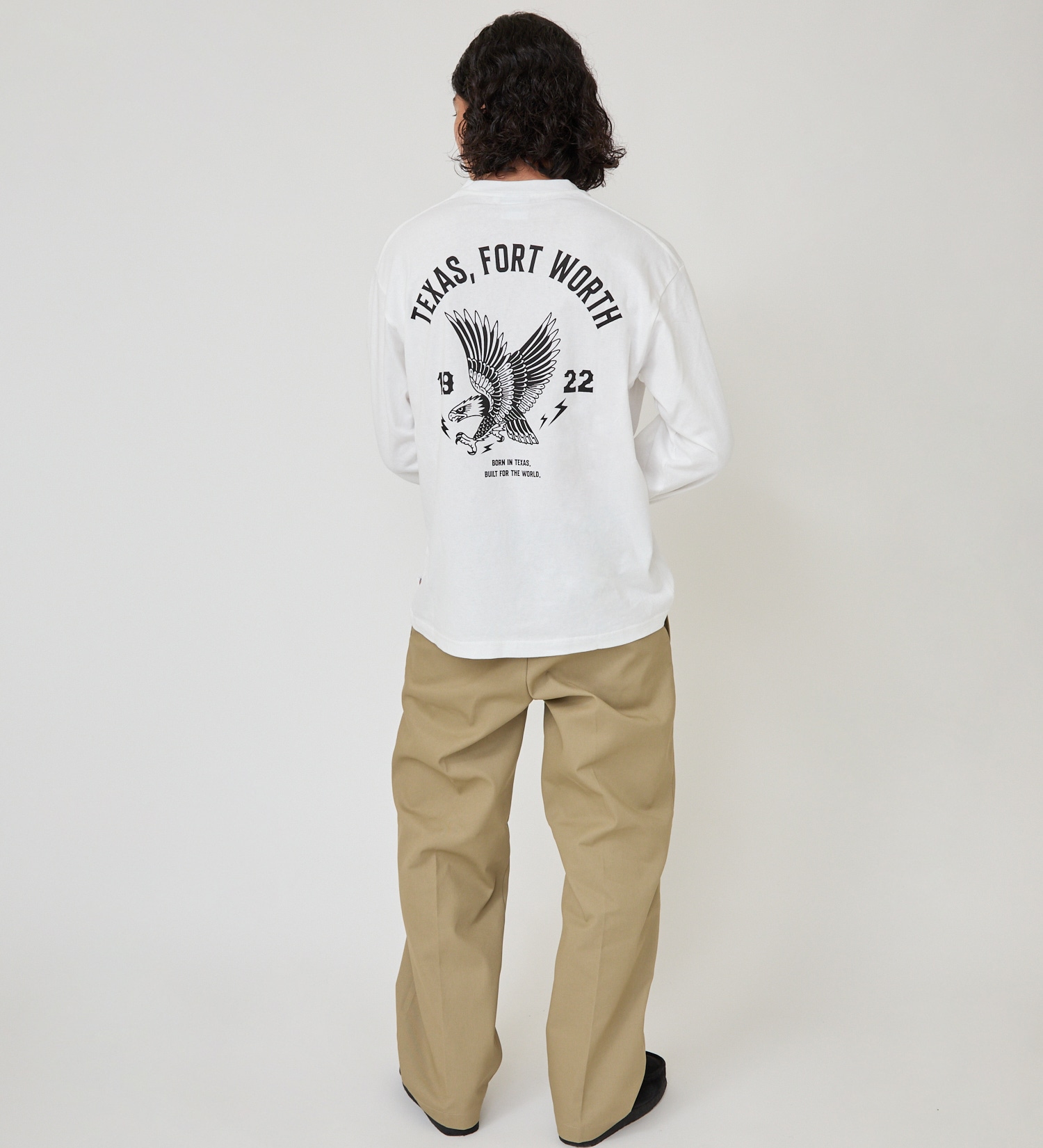 Dickies(ディッキーズ)のグラフィックロングスリーブTシャツA-2|トップス/Tシャツ/カットソー/メンズ|ホワイト