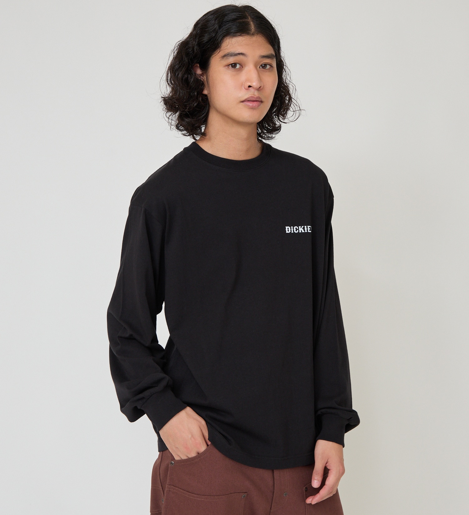 Dickies(ディッキーズ)のグラフィックロングスリーブTシャツA-2|トップス/Tシャツ/カットソー/メンズ|ブラック