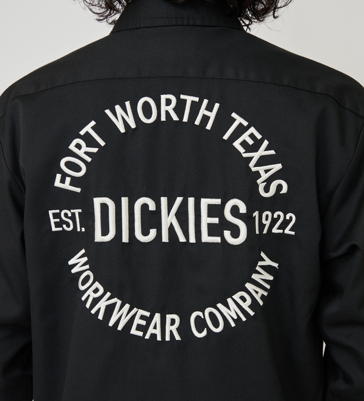 Dickies(ディッキーズ)のバック刺繍シャツ|トップス/シャツ/ブラウス/メンズ|ブラック