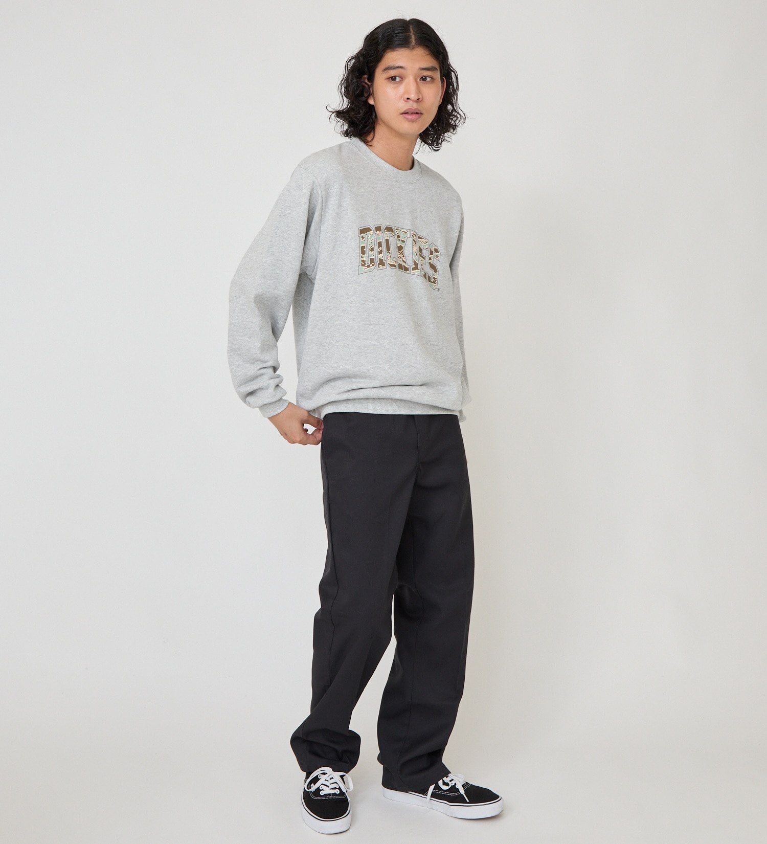 Dickies(ディッキーズ)のカモフラージュロゴスウェット|トップス/スウェット/メンズ|ヘザ－グレー