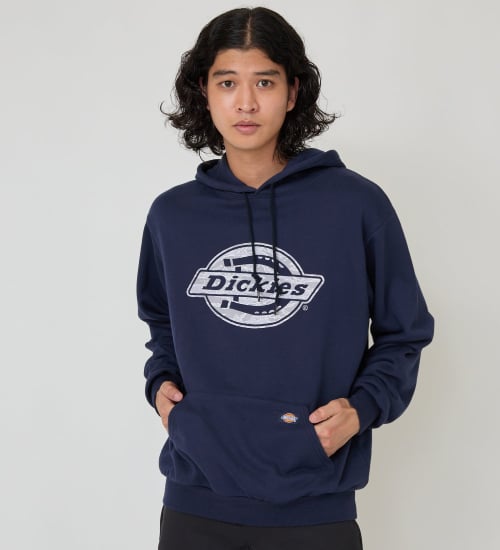 Dickies(ディッキーズ)のカモフラージュロゴフーディー|トップス/パーカー/メンズ|ネイビー