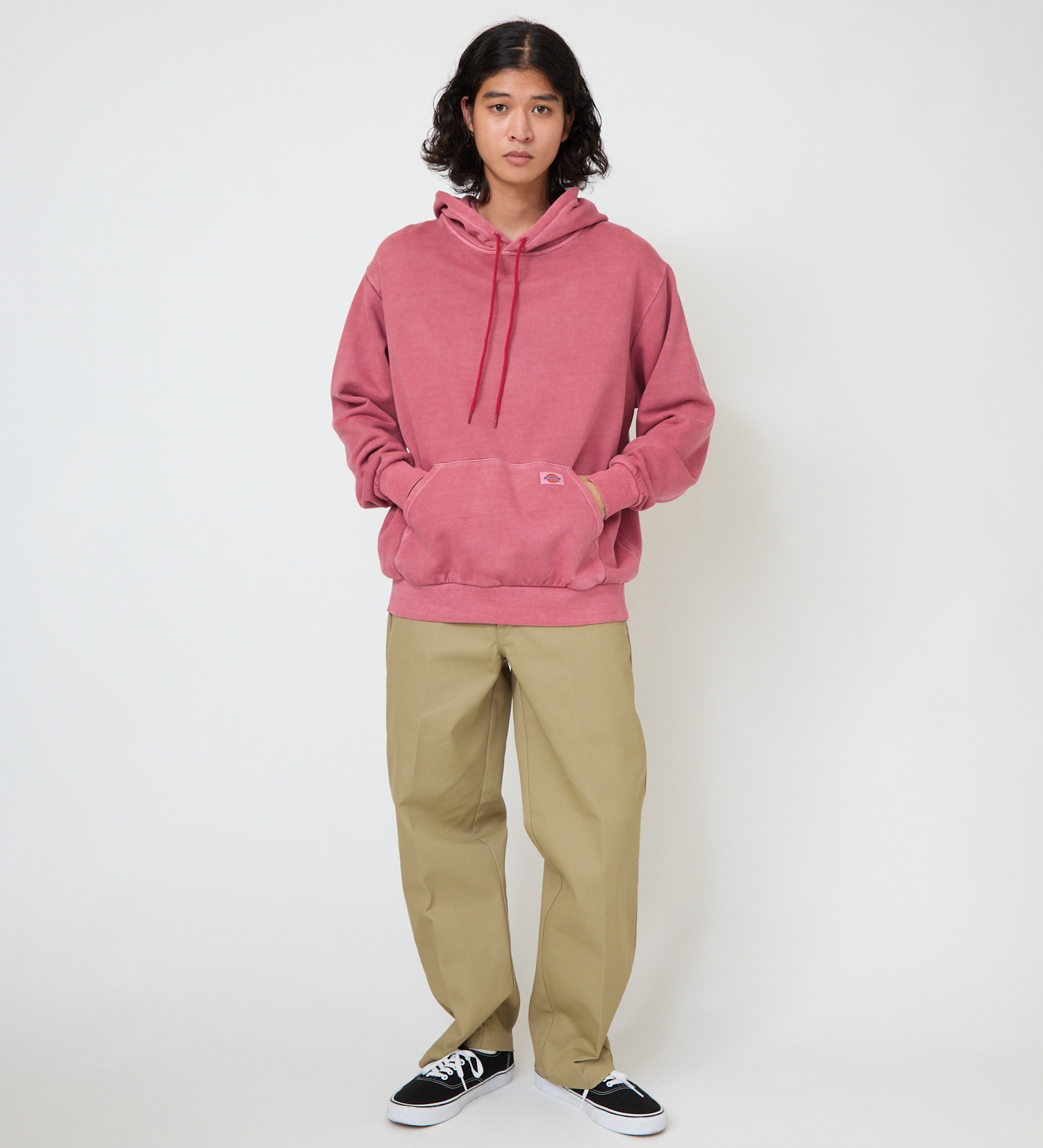 Dickies(ディッキーズ)のピグメントフーディー|トップス/パーカー/メンズ|エンジ