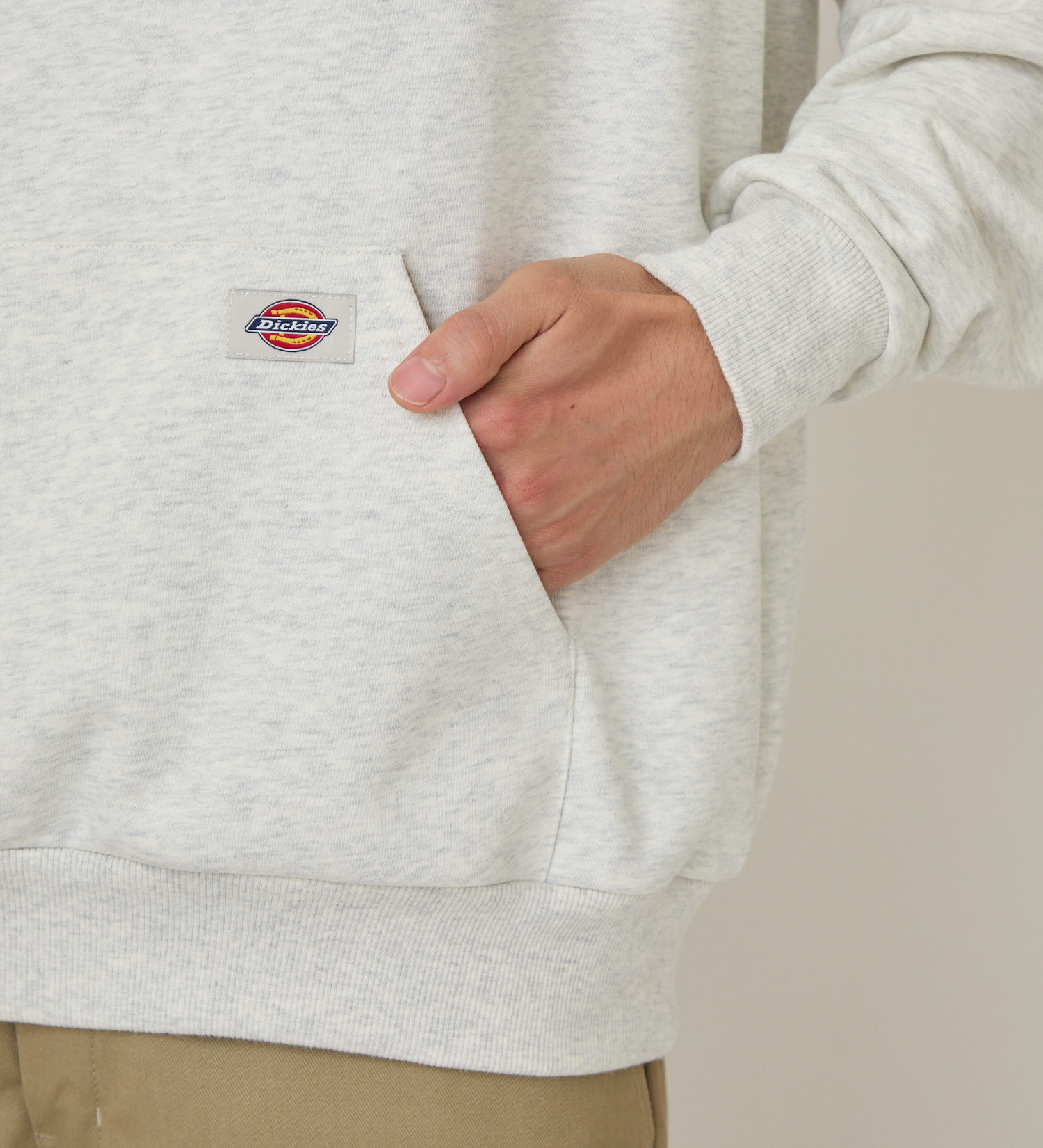 Dickies(ディッキーズ)のワンポイントフーディ|トップス/パーカー/メンズ|ヘザ-グレー