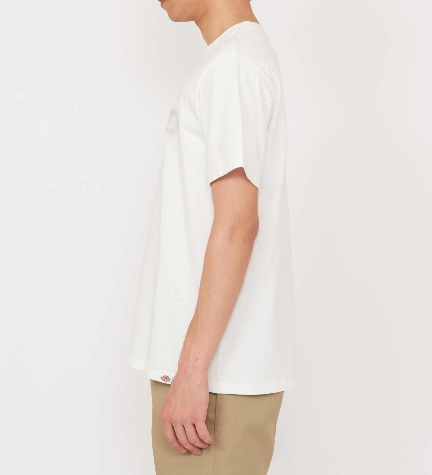 Dickies(ディッキーズ)のグラフィックTシャツ 半袖(Fuzzy Logo)|トップス/Tシャツ/カットソー/メンズ|ホワイト