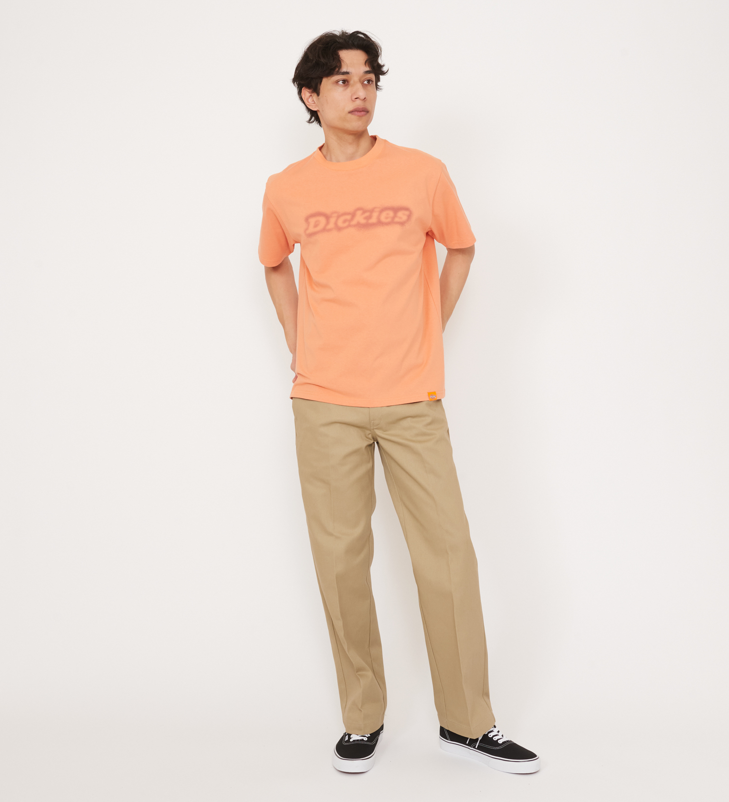 Dickies(ディッキーズ)のグラフィックTシャツ 半袖(Fuzzy Logo)|トップス/Tシャツ/カットソー/メンズ|オレンジ