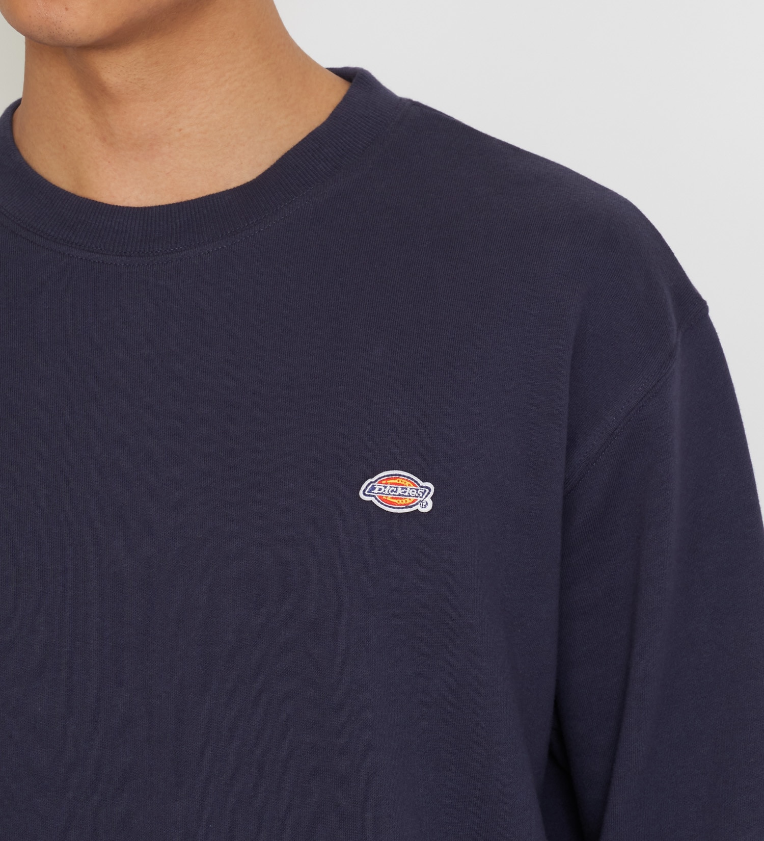 Dickies(ディッキーズ)のワッペンクルーネック スウェット|トップス/スウェット/メンズ|ネイビー