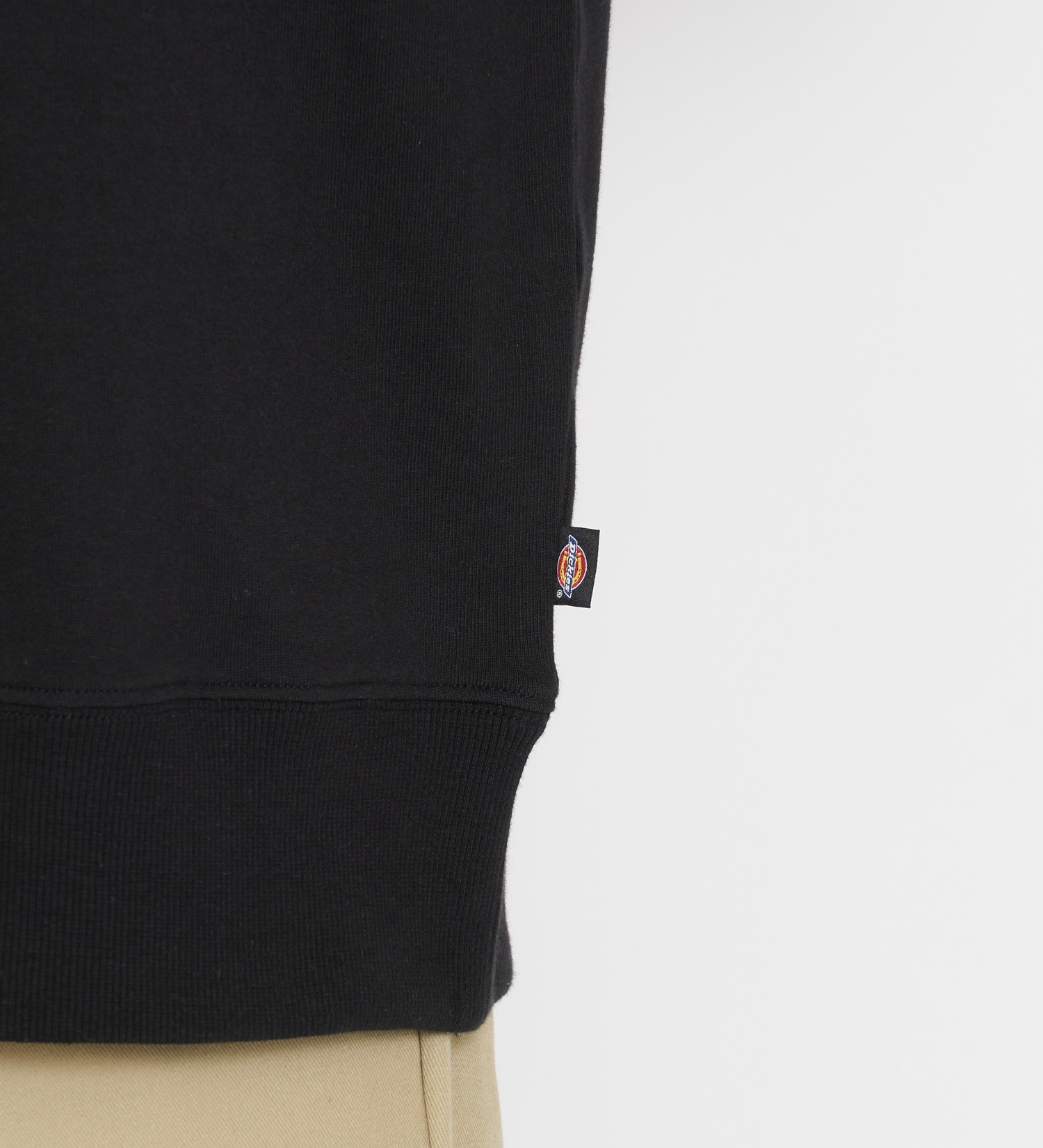 Dickies(ディッキーズ)のワッペンクルーネック スウェット|トップス/スウェット/メンズ|ブラック