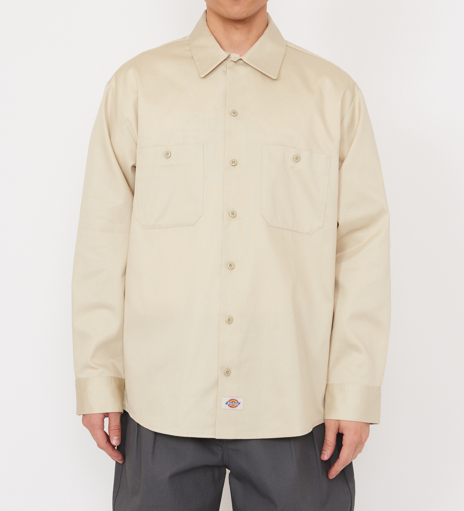 Dickies(ディッキーズ)のライト ワークシャツ　長袖 (Japan fit)|トップス/シャツ/ブラウス/メンズ|ライトベージュ