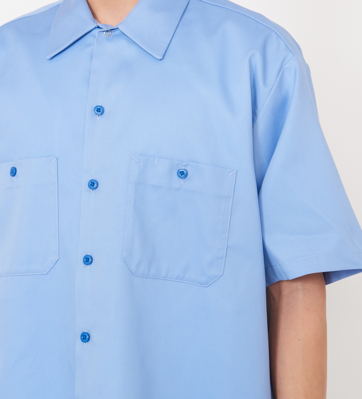 Dickies(ディッキーズ)のライト ワークシャツ 半袖 (Japan fit)|トップス/シャツ/ブラウス/メンズ|スカイブルー