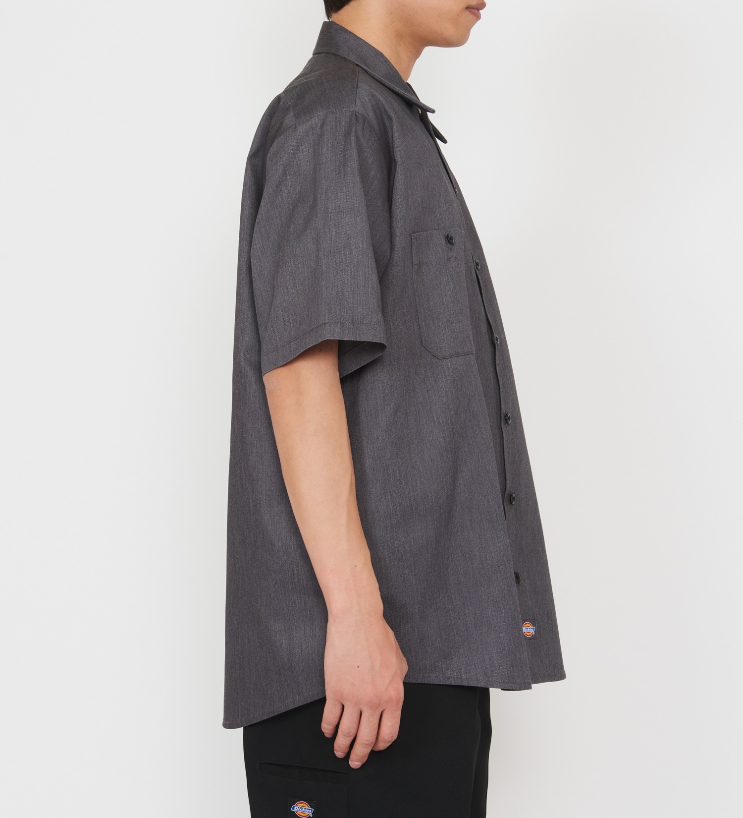 Dickies(ディッキーズ)のライト ワークシャツ 半袖 (Japan fit)|トップス/シャツ/ブラウス/メンズ|ヘザ－グレー
