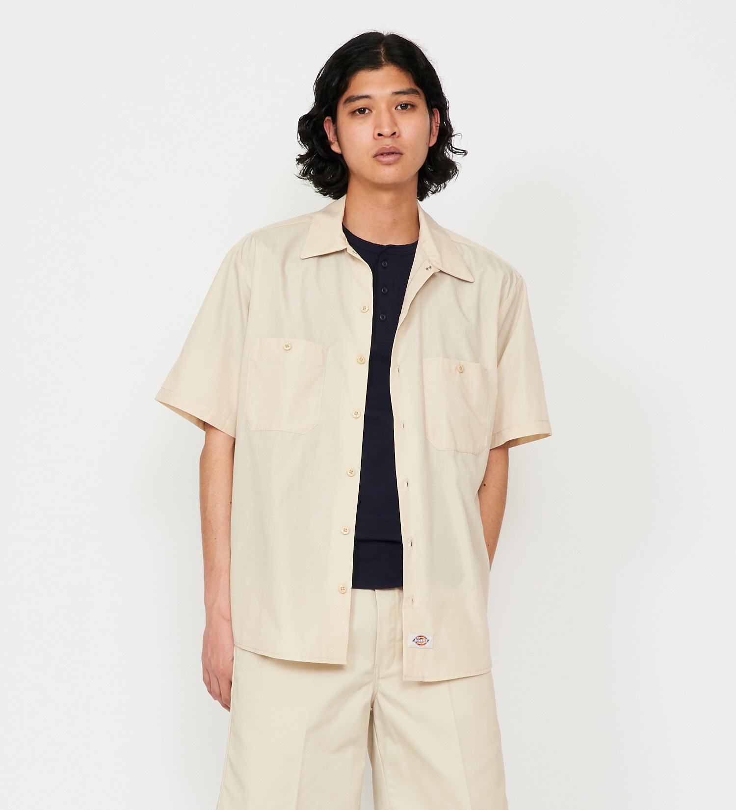 Dickies(ディッキーズ)のライト ワークシャツ 半袖 (Japan fit)|トップス/シャツ/ブラウス/メンズ|ライトベージュ