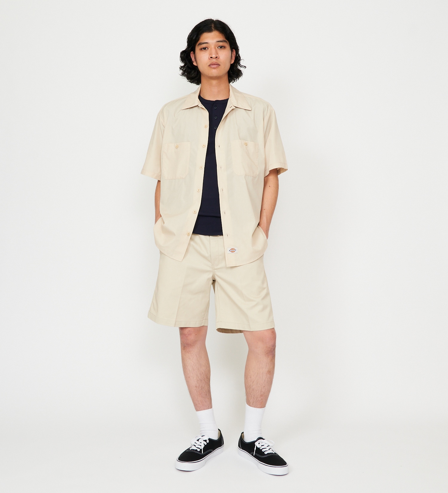 Dickies(ディッキーズ)のライト ワークシャツ 半袖 (Japan fit)|トップス/シャツ/ブラウス/メンズ|ライトベージュ