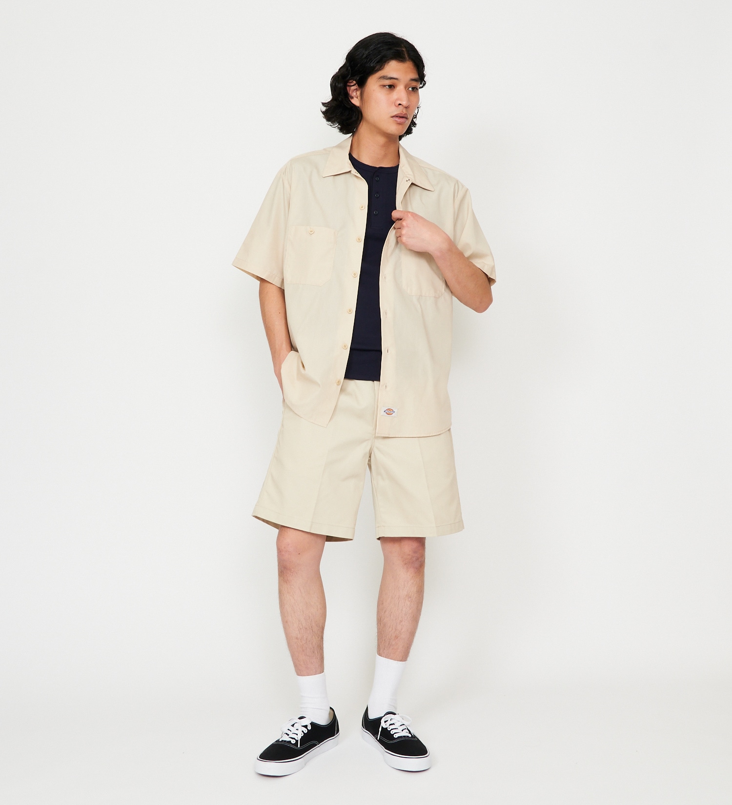 Dickies(ディッキーズ)のライト ワークシャツ 半袖 (Japan fit)|トップス/シャツ/ブラウス/メンズ|ライトベージュ