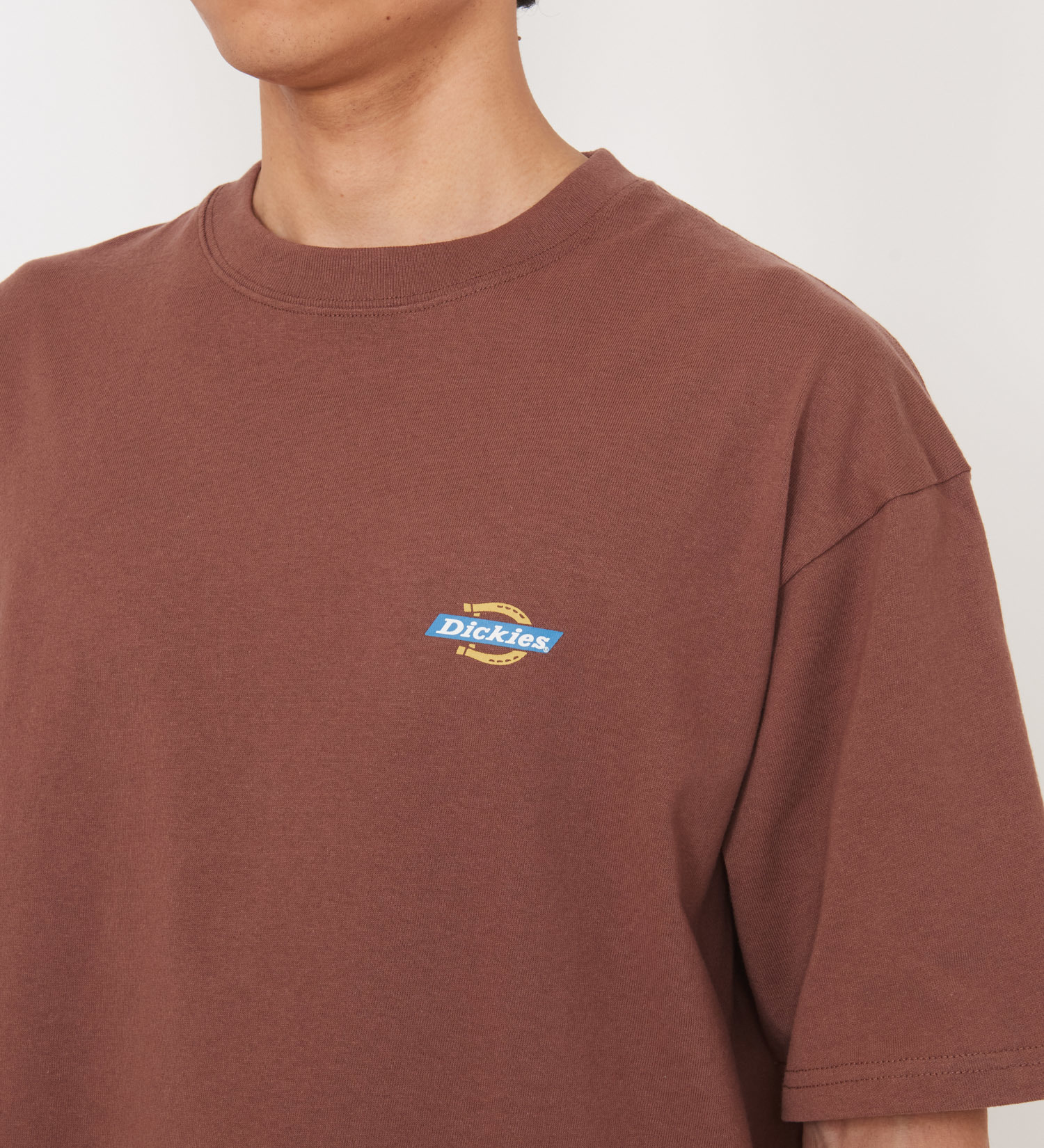 Dickies(ディッキーズ)の【大きいサイズ】ハンドドローイングTシャツ　半袖|トップス/Tシャツ/カットソー/メンズ|ブラウン