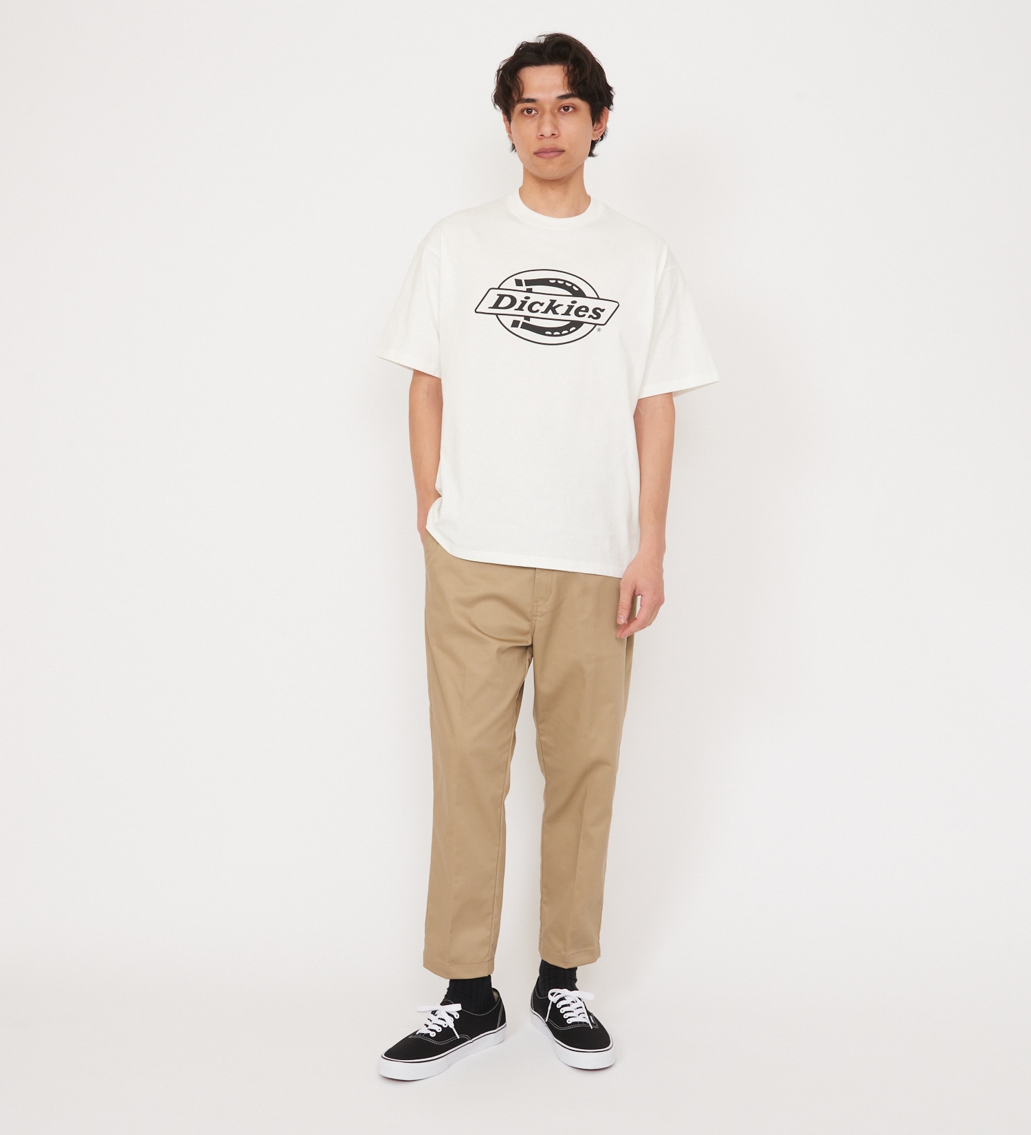 Dickies(ディッキーズ)のDickies　モノトーンロゴTシャツ　半袖|トップス/Tシャツ/カットソー/メンズ|ホワイト