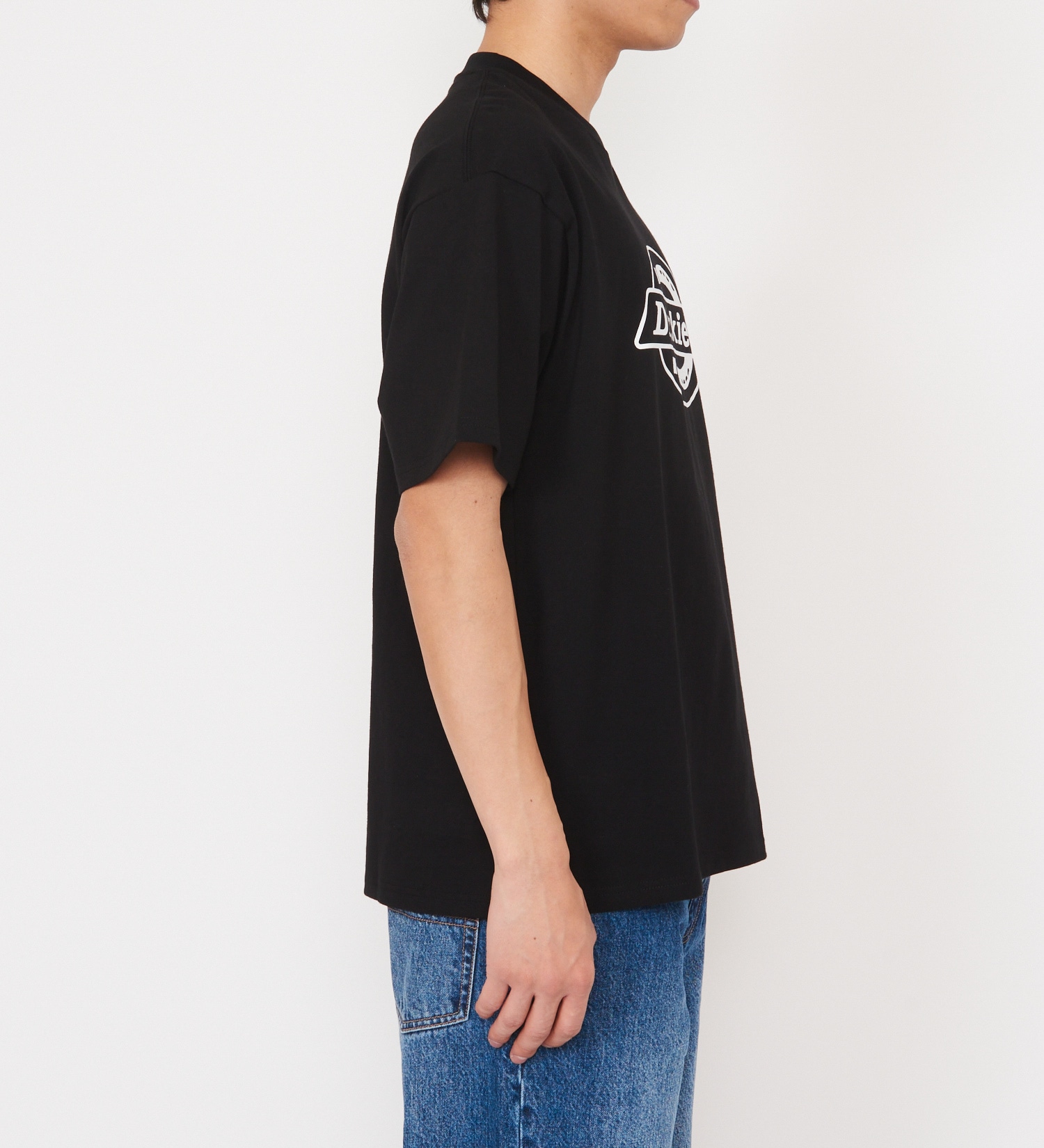 Dickies(ディッキーズ)のDickies　モノトーンロゴTシャツ　半袖|トップス/Tシャツ/カットソー/メンズ|ブラック