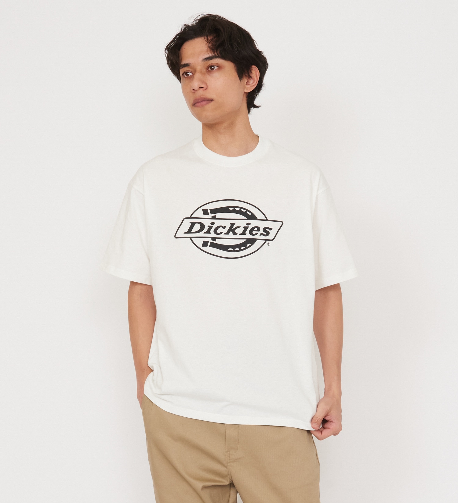 Dickies(ディッキーズ)の【大きいサイズ】Dickies　モノトーンロゴTシャツ　半袖|トップス/Tシャツ/カットソー/メンズ|ホワイト