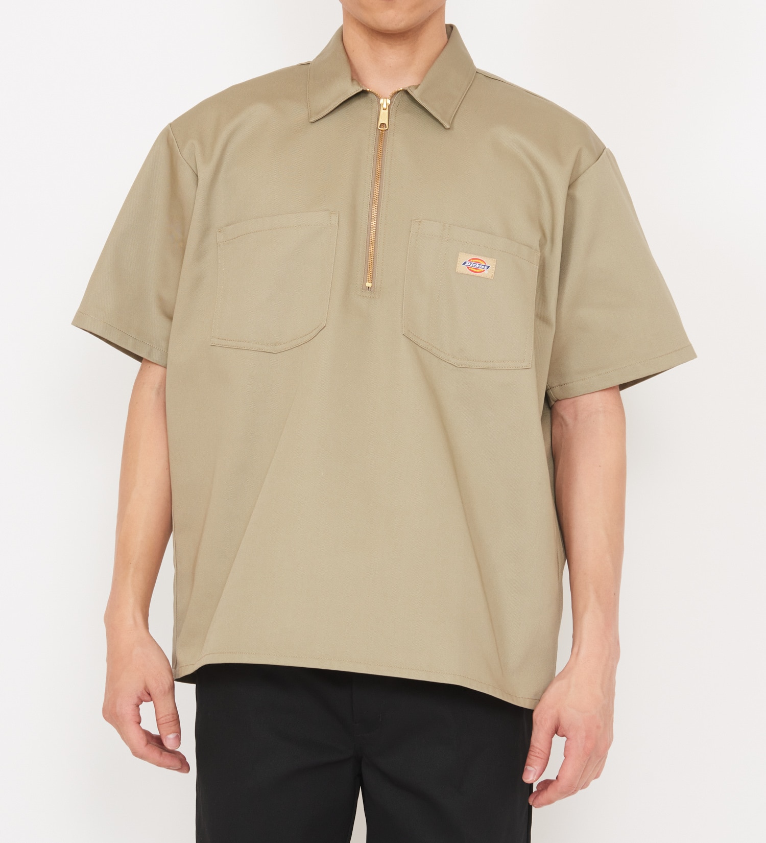 Dickies(ディッキーズ)の【ポイントアップ対象】【Dickies x GORO NAKATSUGAWA】ハーフジップシャツ 半袖|トップス/シャツ/ブラウス/メンズ|カーキ