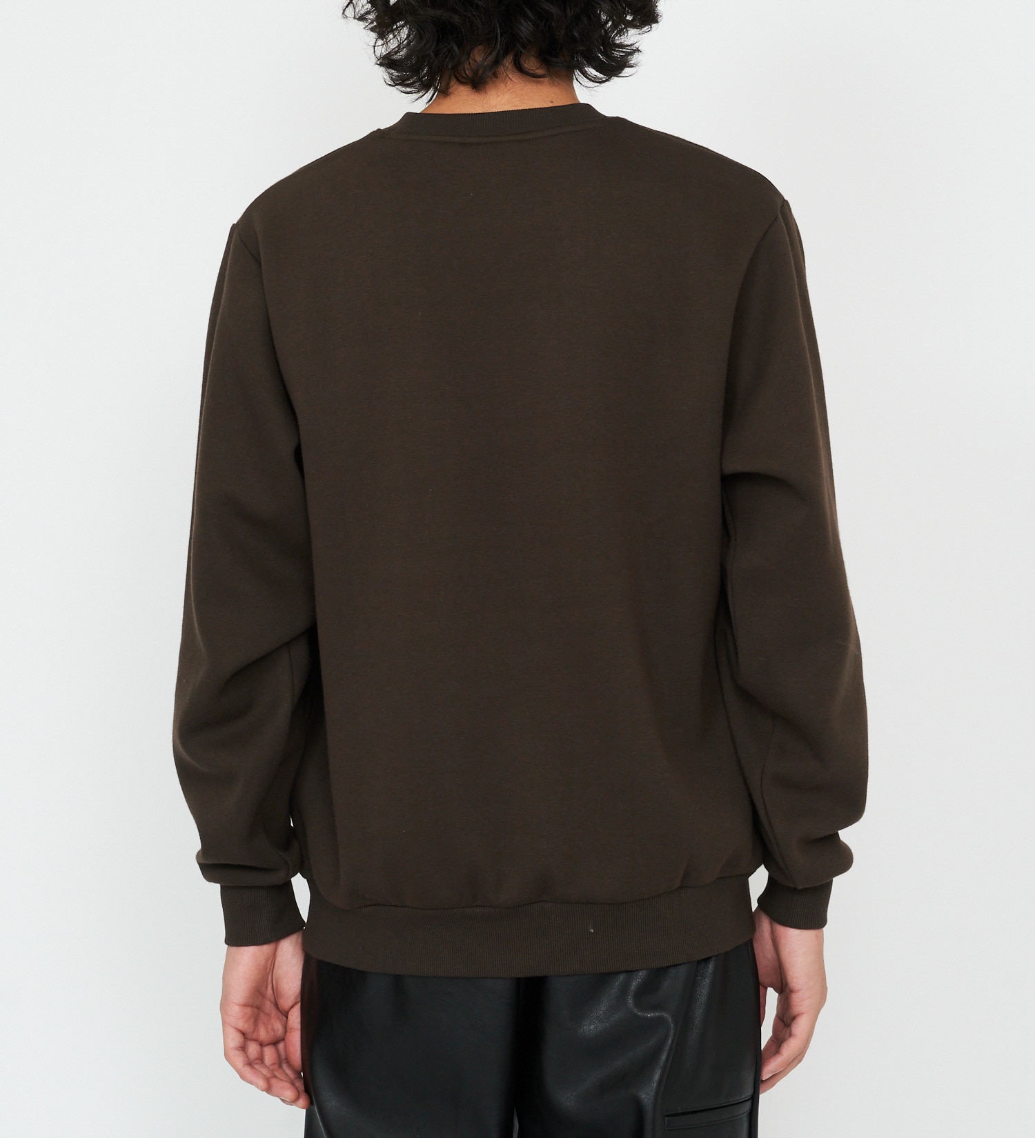Dickies(ディッキーズ)の刺繍ロゴクルーネックスウェット|トップス/スウェット/メンズ|ダークブラウン