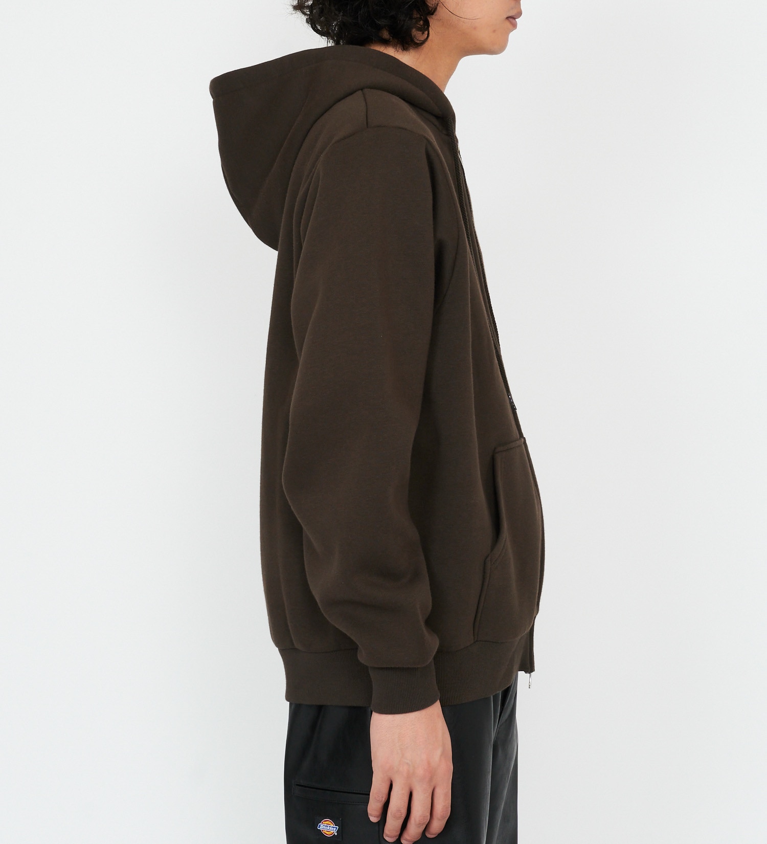 Dickies(ディッキーズ)の刺繍ロゴジップパーカー|トップス/パーカー/メンズ|ダークブラウン