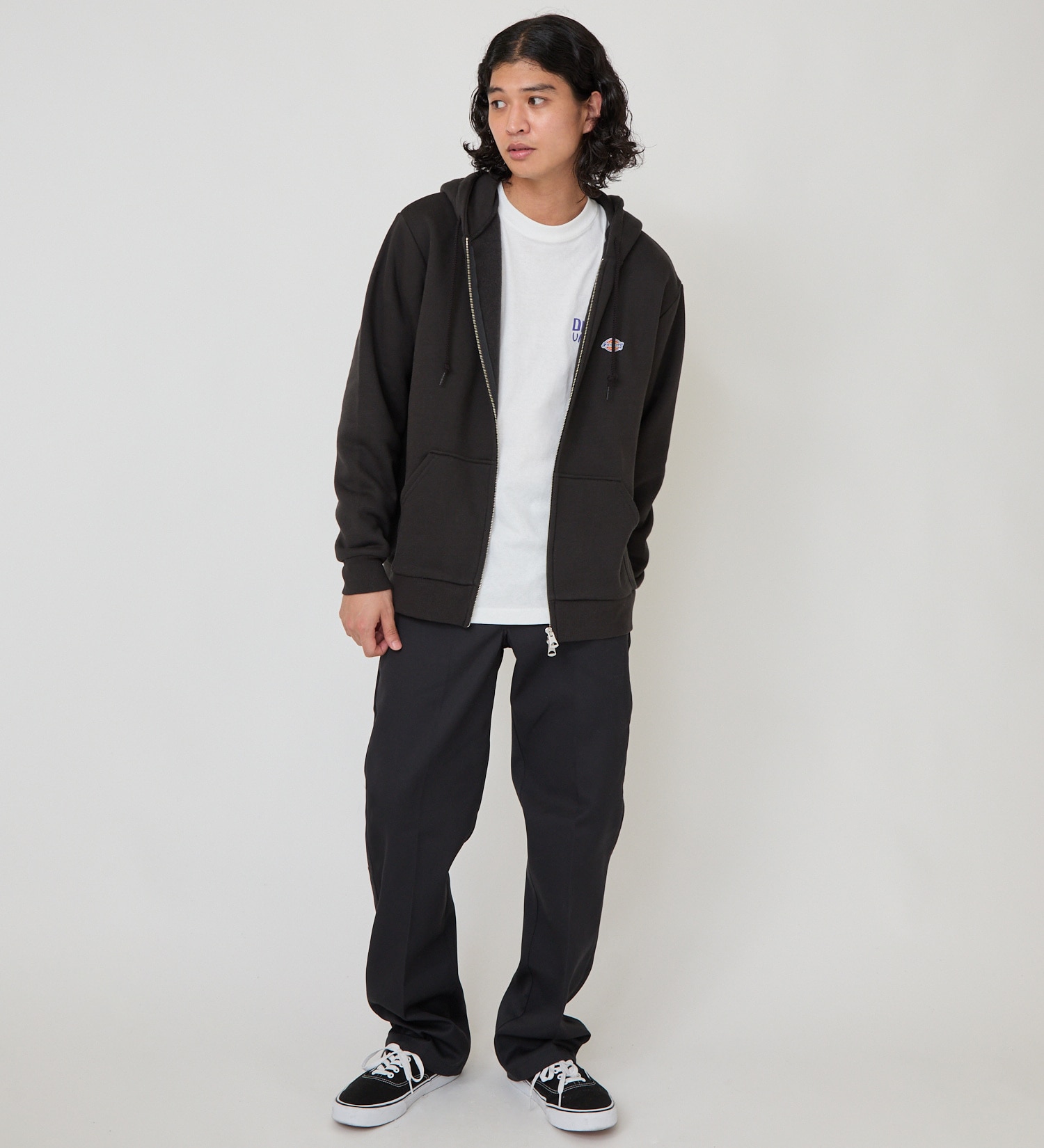 Dickies(ディッキーズ)の刺繍ロゴジップパーカー|トップス/パーカー/メンズ|ブラック