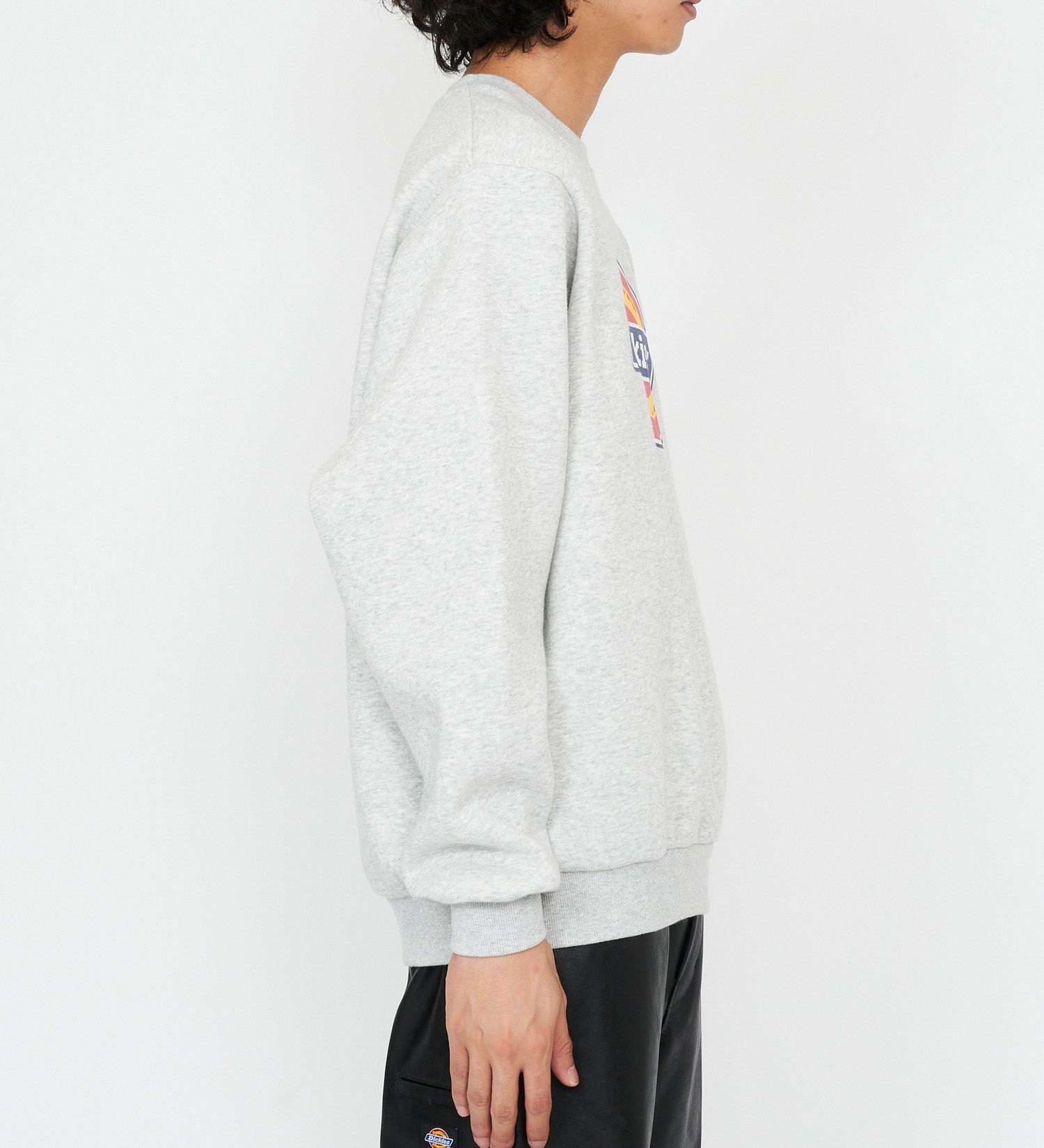 Dickies(ディッキーズ)のロゴクルーネックスウェット|トップス/スウェット/メンズ|ヘザ－グレー